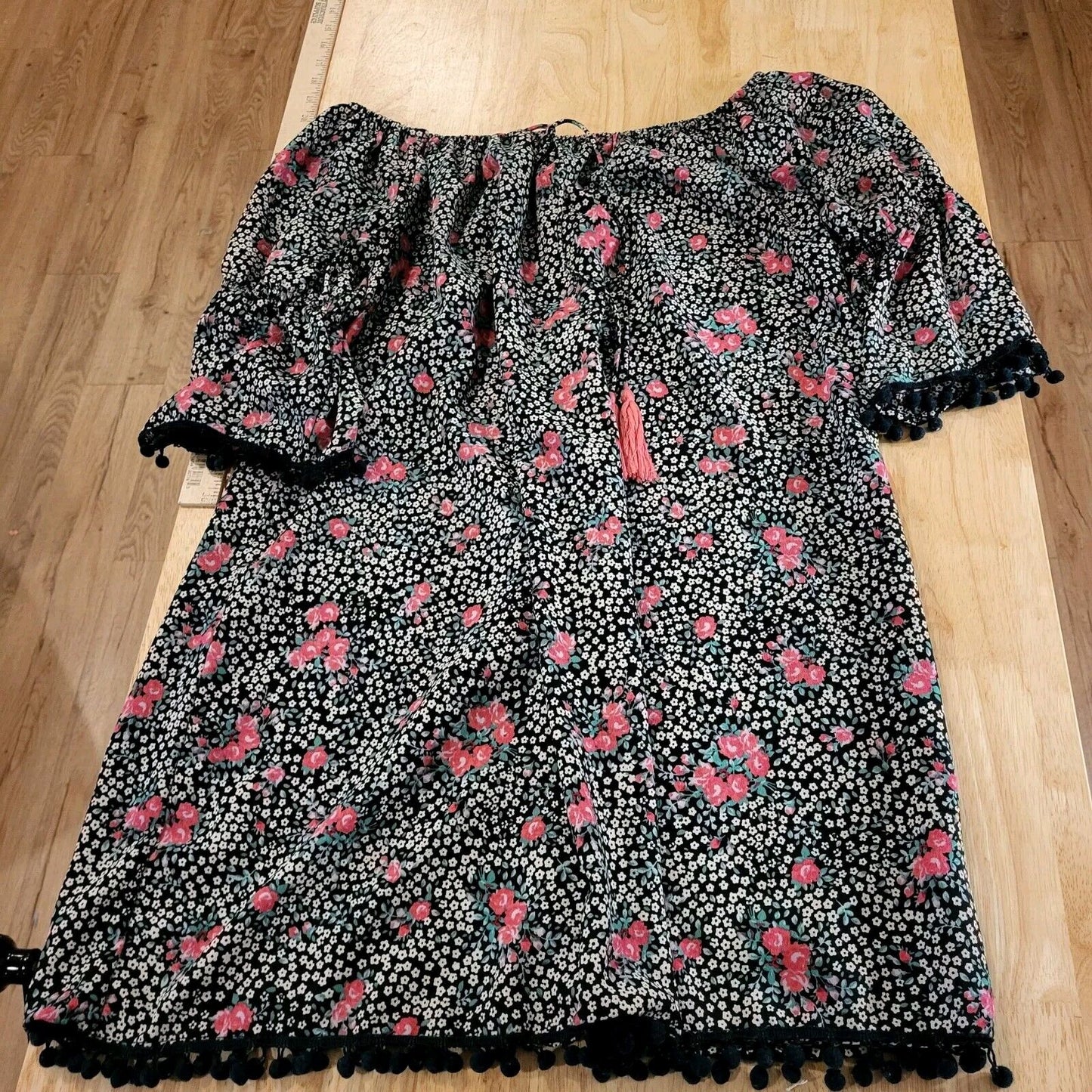 Floral dress Size Large Black & Pink Pom Pom Hem A-line Off The Shoulder Elastic