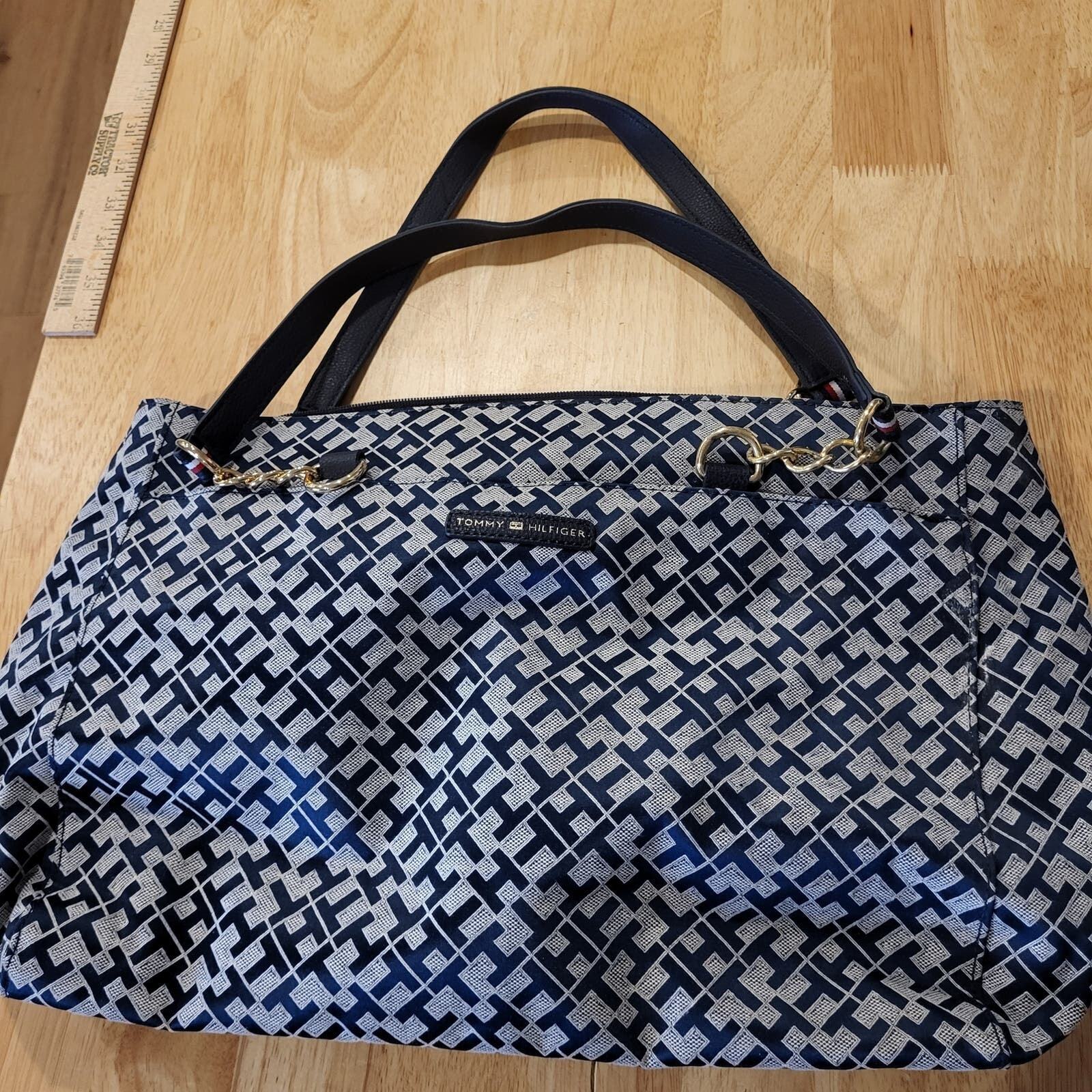 Tommy Hilfiger Signature Tote Bag  Blue White Gold 18" X 11" Shoulder Vegan