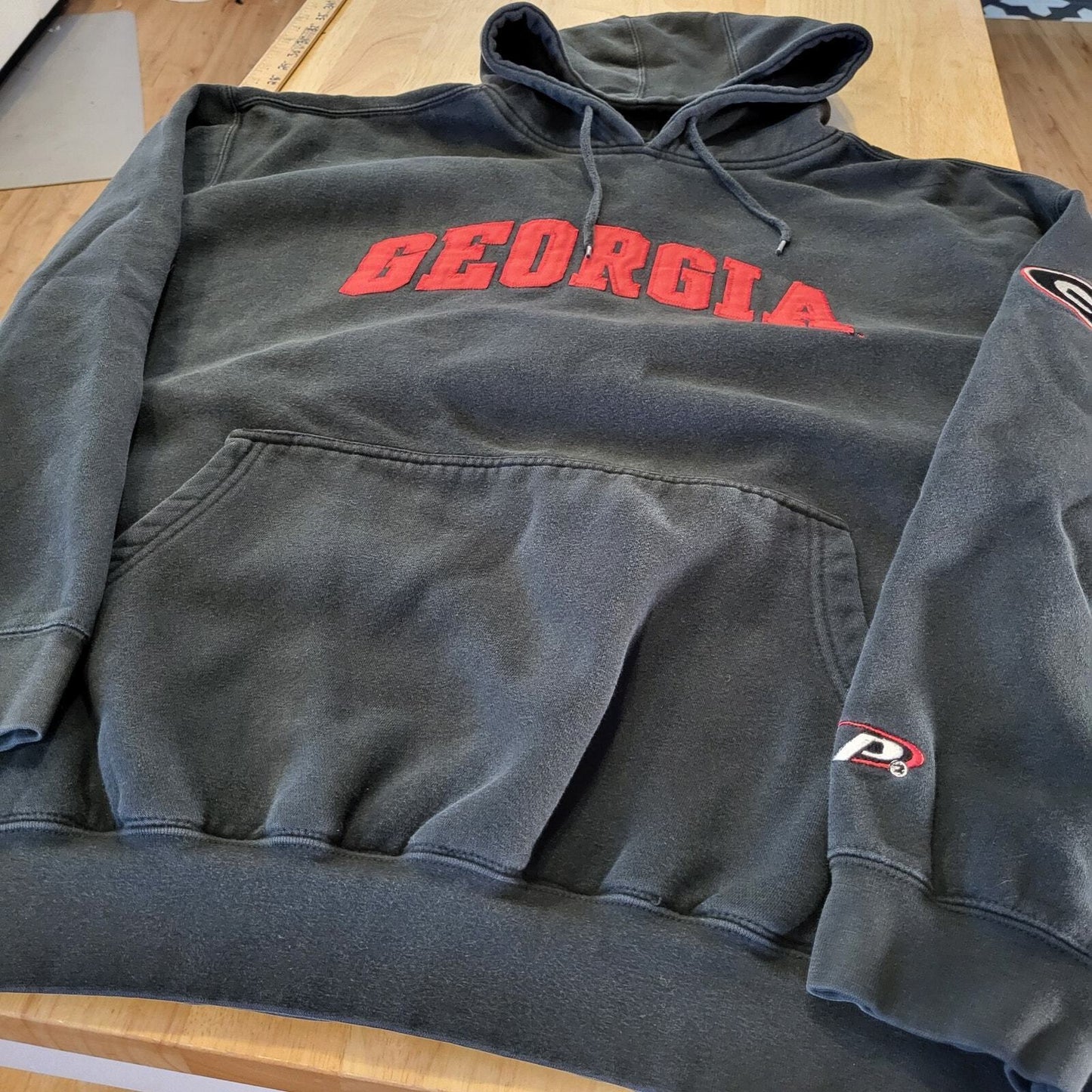 Georgia Bulldogs Pro Player Hoodie 2XL Black  Red Long Sleeve Terry Front Pouch 