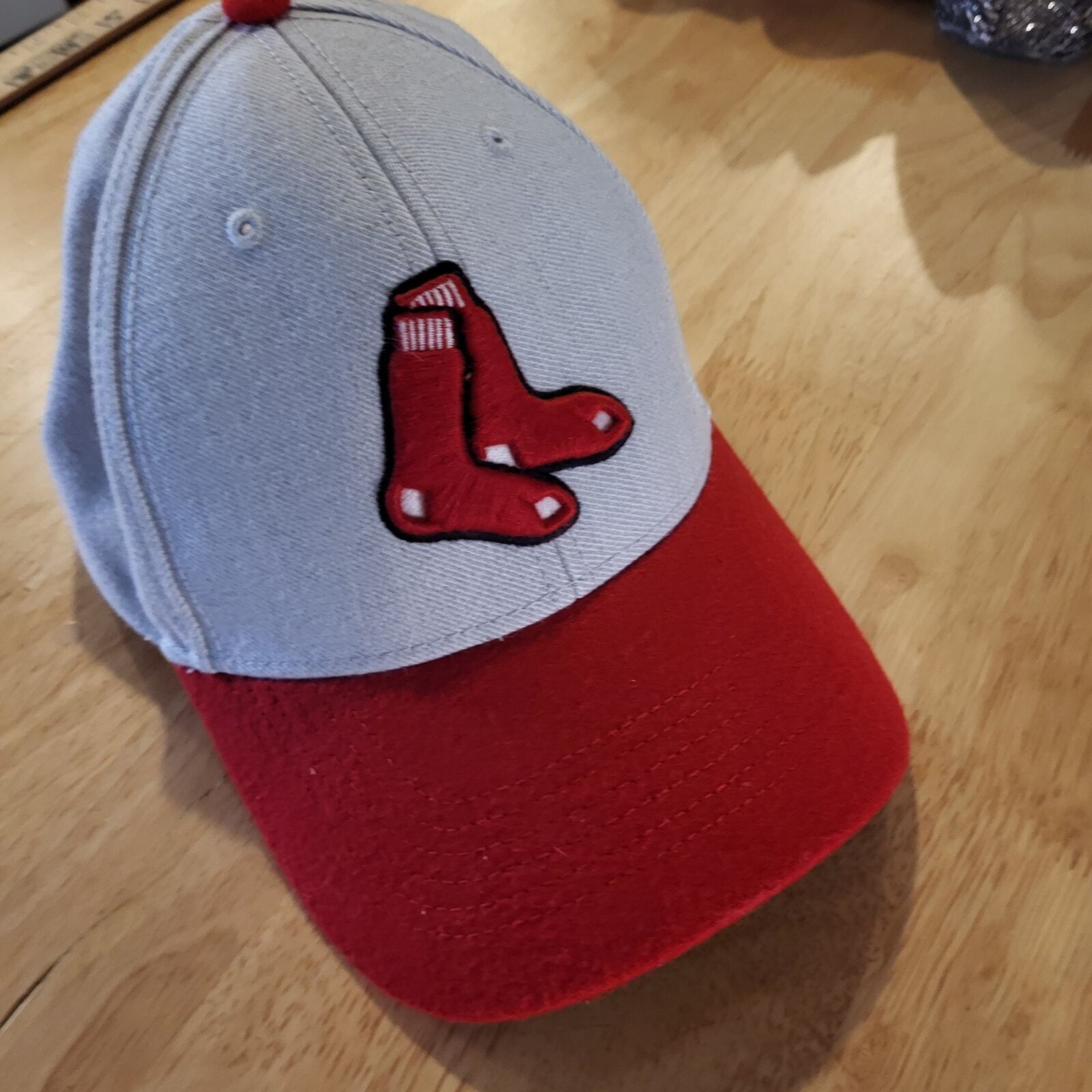 '47 Brand Boston Red Sox Buckle Adjustable Gray & Red Baseball Hat Very Clean