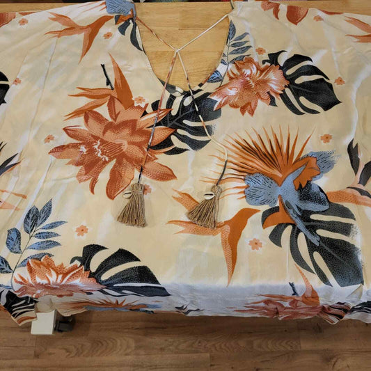 Flowey oversized fit Women's Botanical Blouse VNECK tie