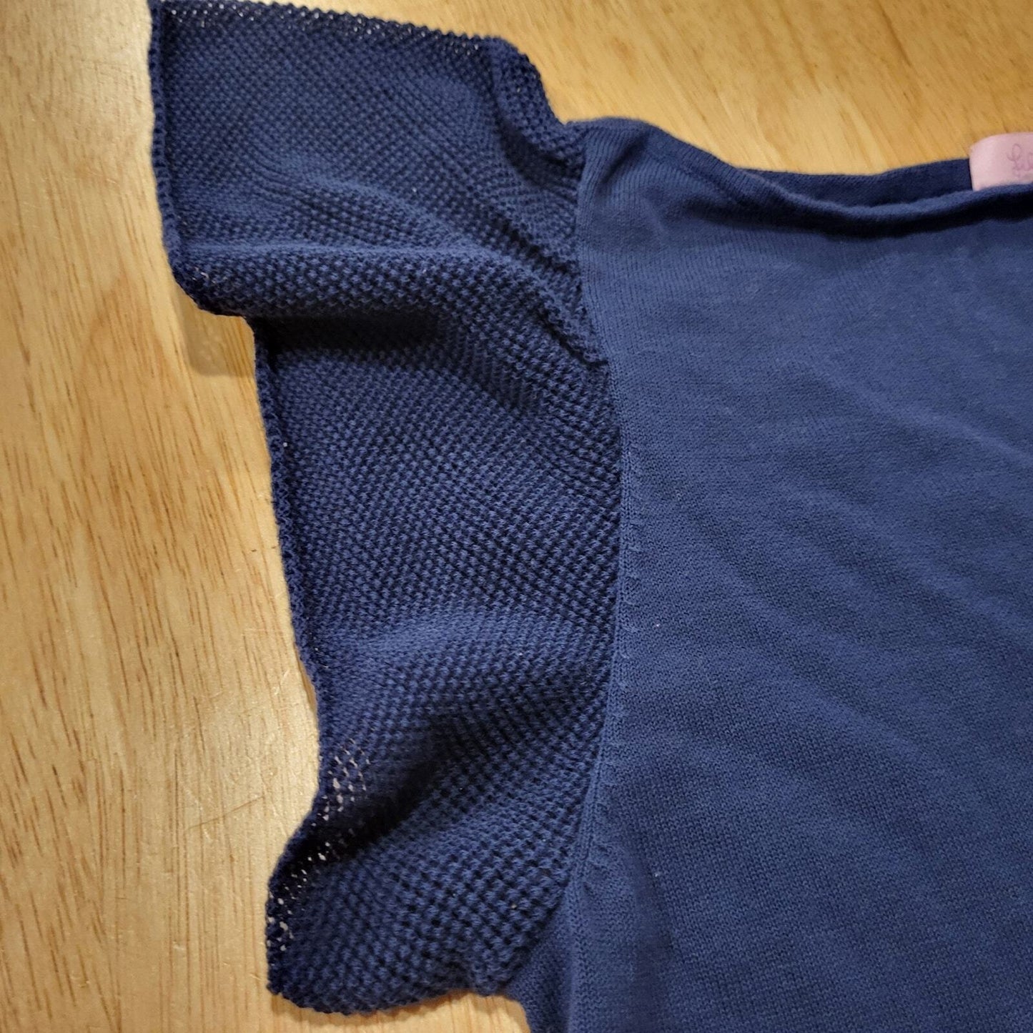 Lilly Pulitzer Jersey Ruffle Sleeve T-shirt 100% Cotton XS (see photo for stain)
