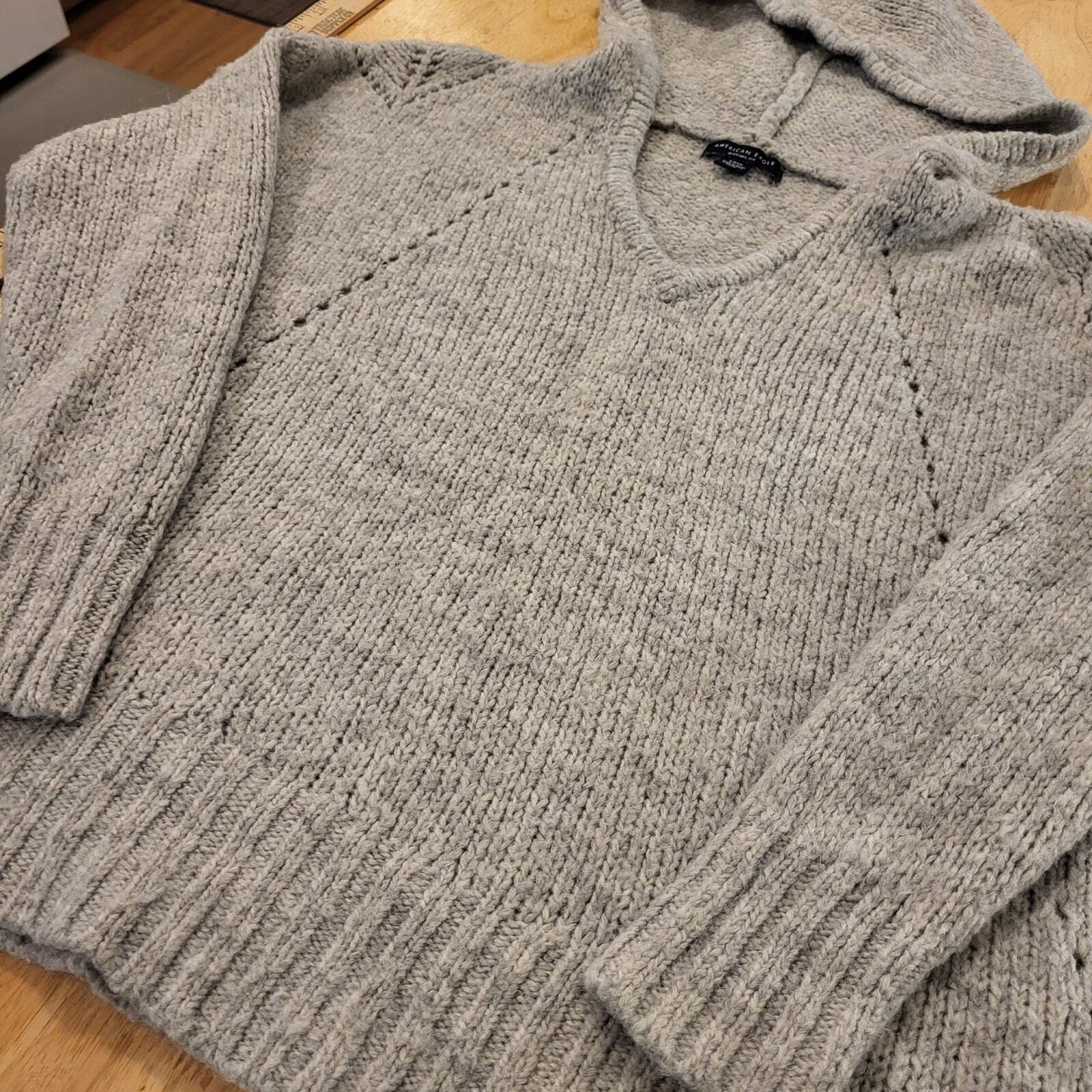 American Eagle Jegging Fit Small Gray Pullover Hooded Sweater Knit Detail