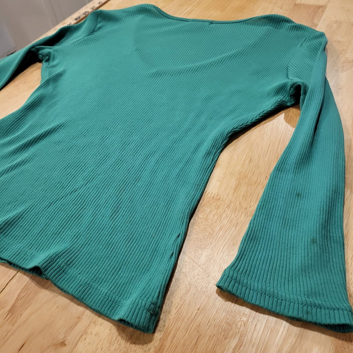 Lilly Pulitzer green long sleeve v-neck 100% cotton xsmall