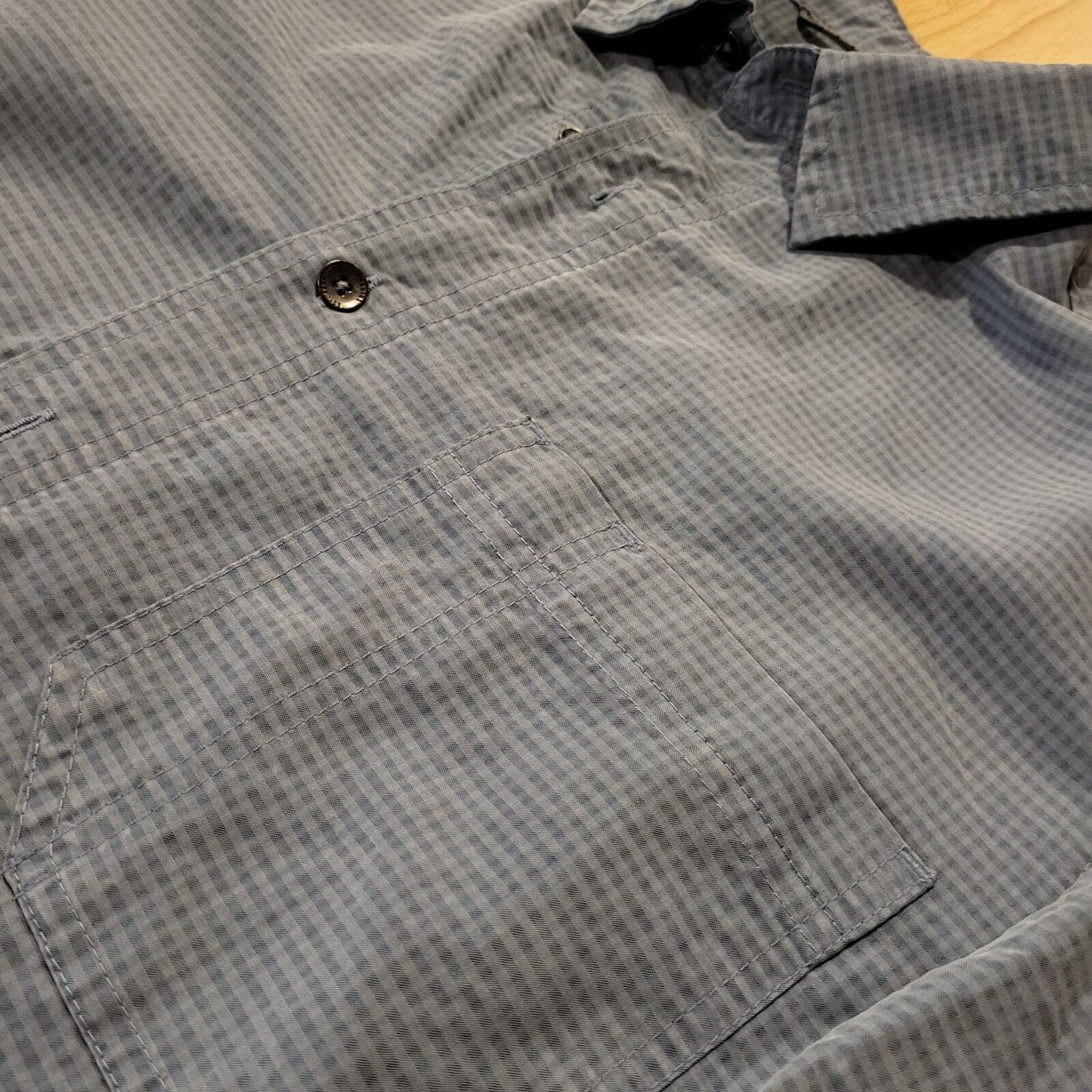Royal Robbins Blue Short Sleeve Collared Button Down Woven Shirt Medium