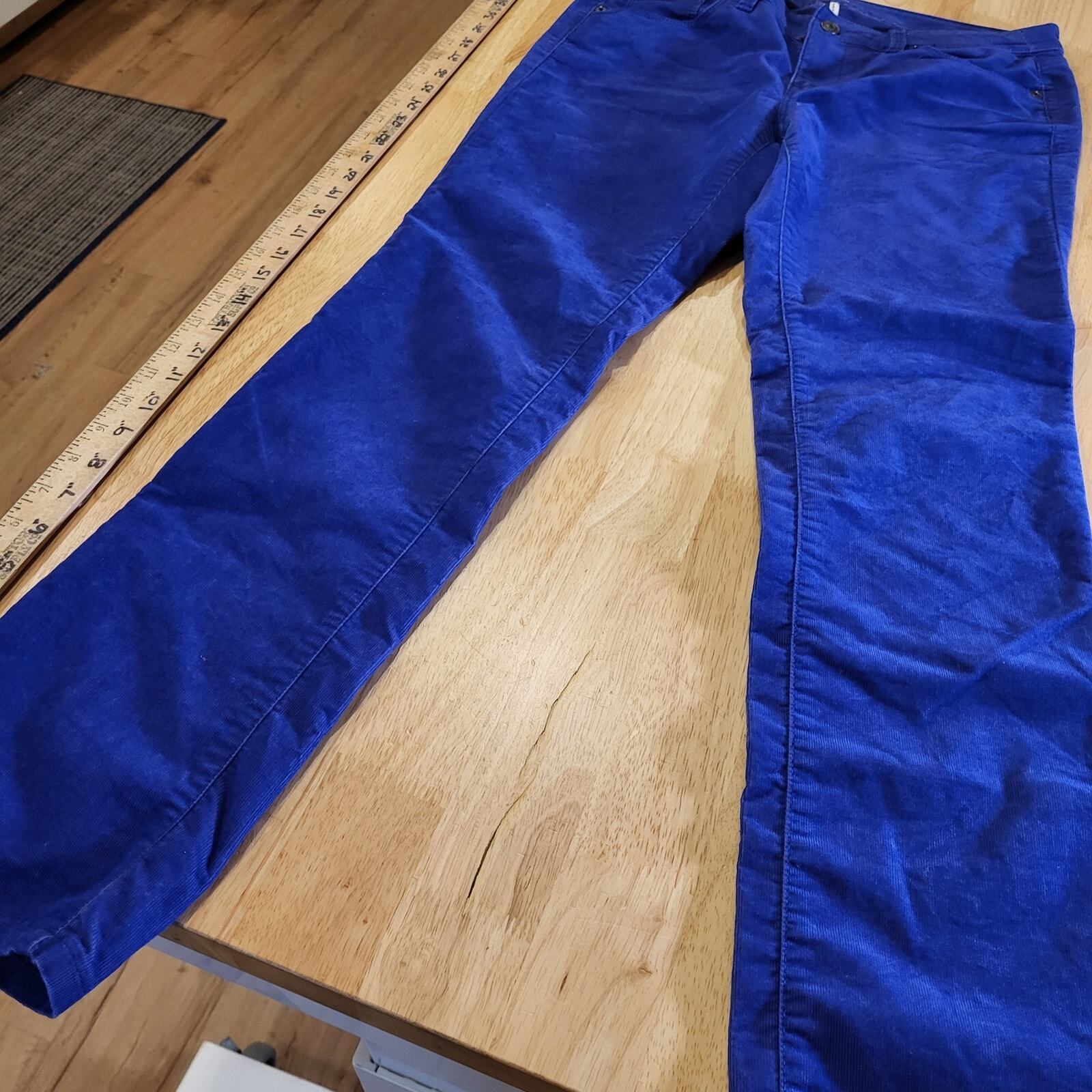 Ann Taylor Loft 28/6p modern straightBlue Corduroy 28" inseam 9"Rise 30" waist 
