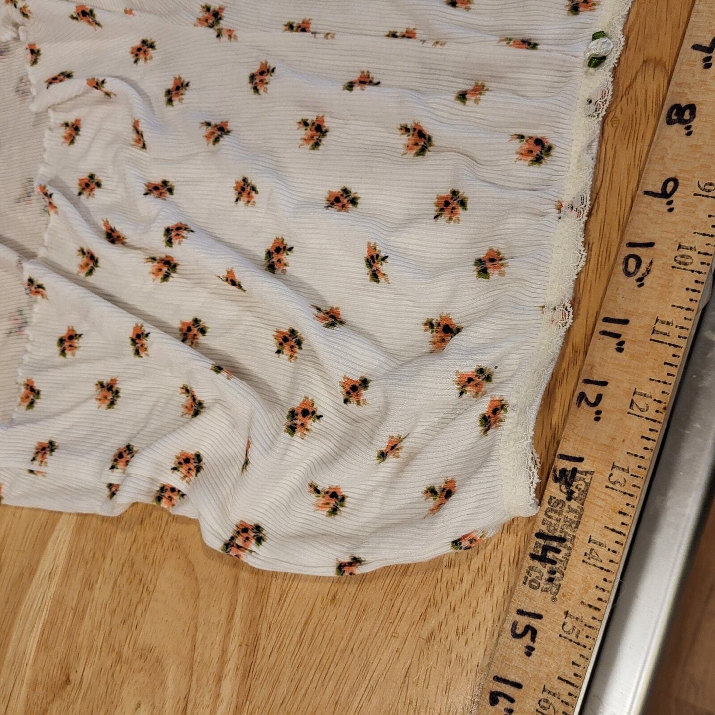 Aerie Soft Ribbed Knit Floral White Shorts Elastic Waist Medium