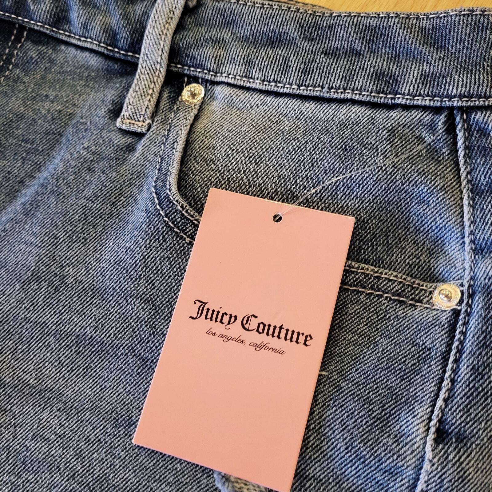 Juicy Couture Two of Hearts Medium Wash 30 Cutoff Jean Shorts zip 