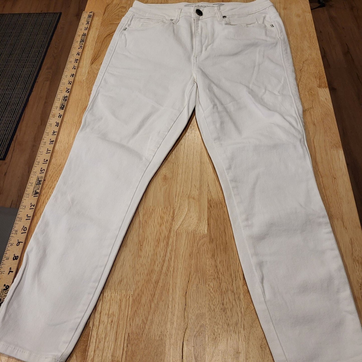 Seven Jeans High Rise Ankle Skinny 10 White 28"