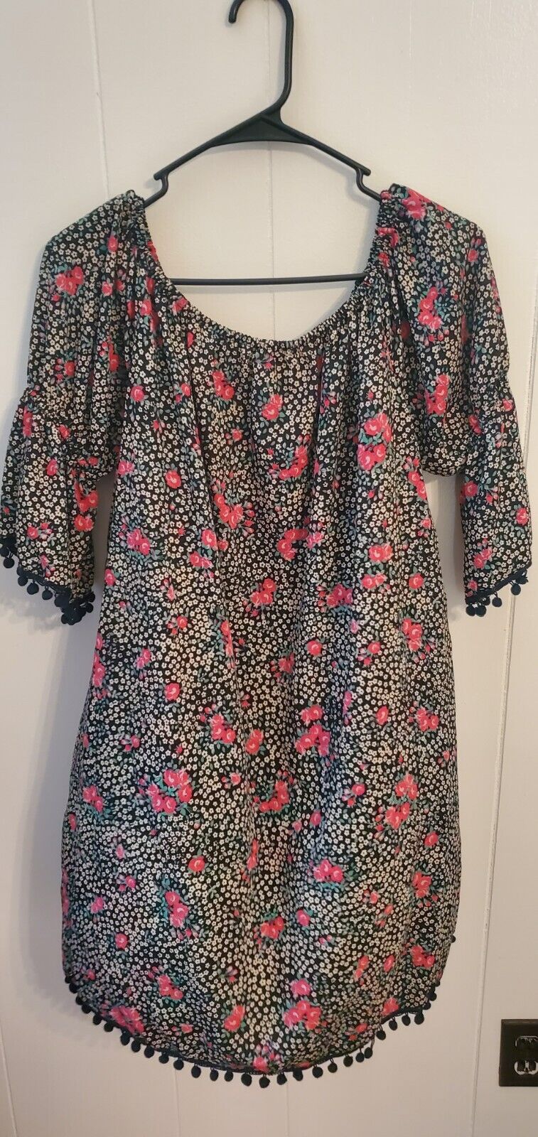 Floral dress Size Large Black & Pink Pom Pom Hem A-line Off The Shoulder Elastic