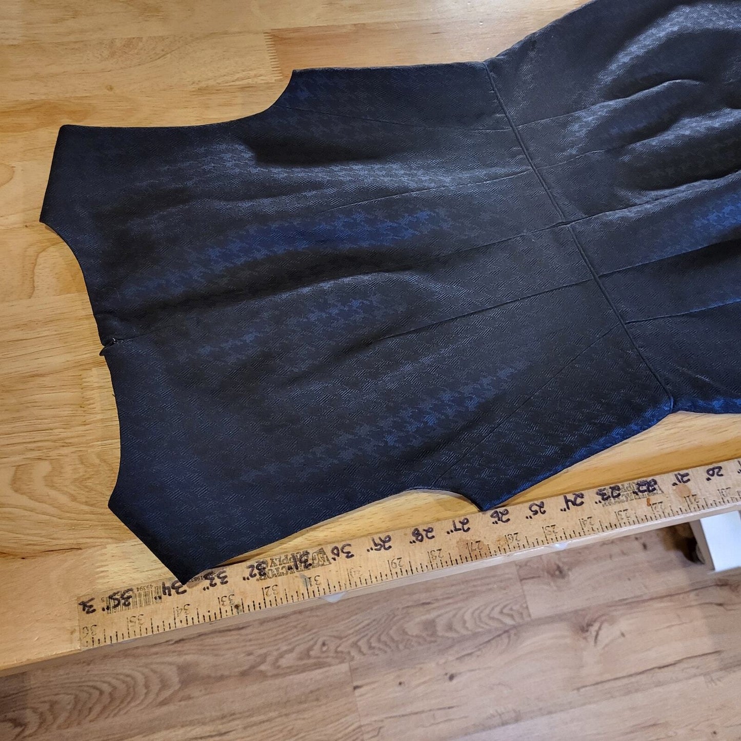 Banana Republic Houndstooth Wool Sleeveless Pencil Dress Size 0 15" P2P 26" W