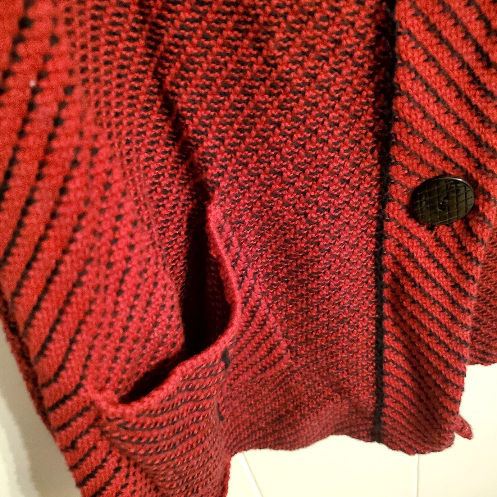 100%Cotton Habitat Clothes To Live In Button Front Chevron knit vest red black