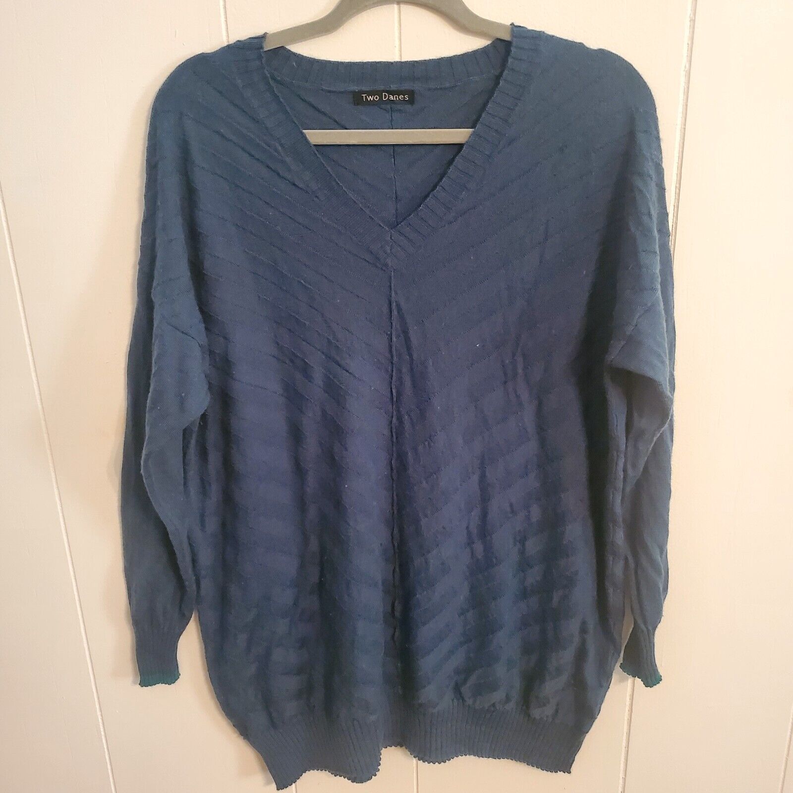 Two Danes Sweater Blue Striped Chevron Long Sleeve V Neck Pullover Size