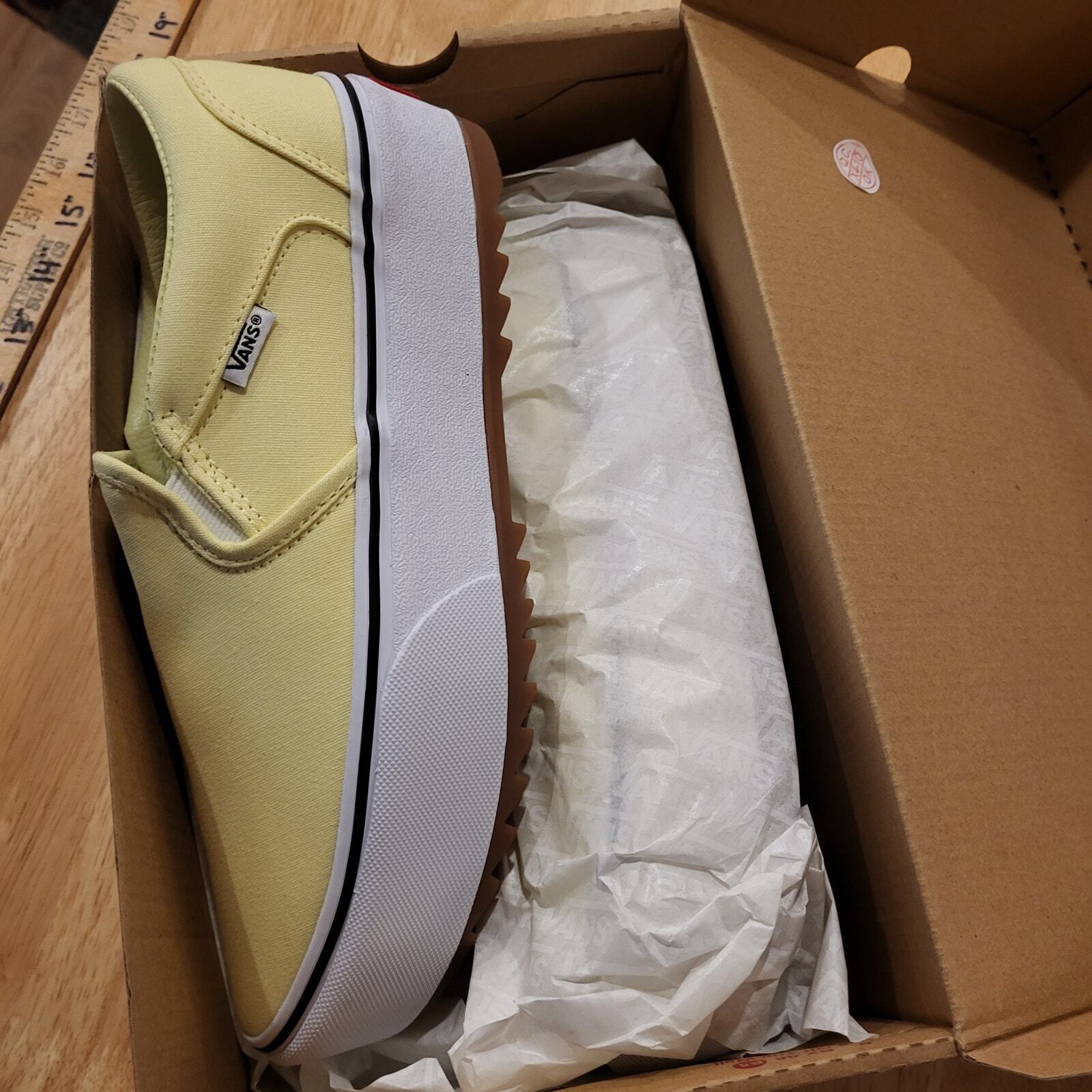  New With Tag Yellow Vans Asher Platform ST Women's Slip-on Canvas Shoes 9.5