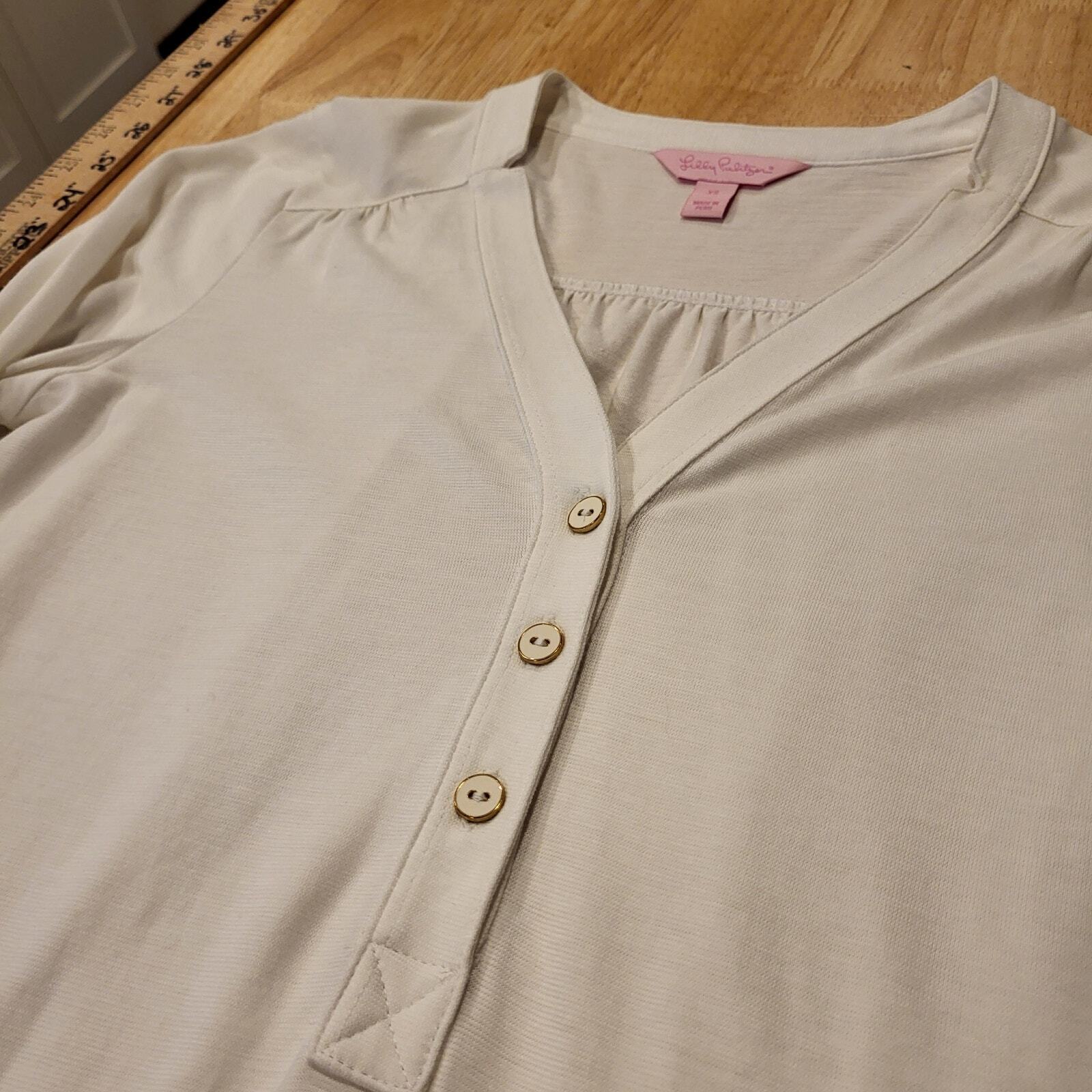 Lilly Pulitzer Jersey Long Sleeve Notch Collar Gold Button Long Sleeve Top XS