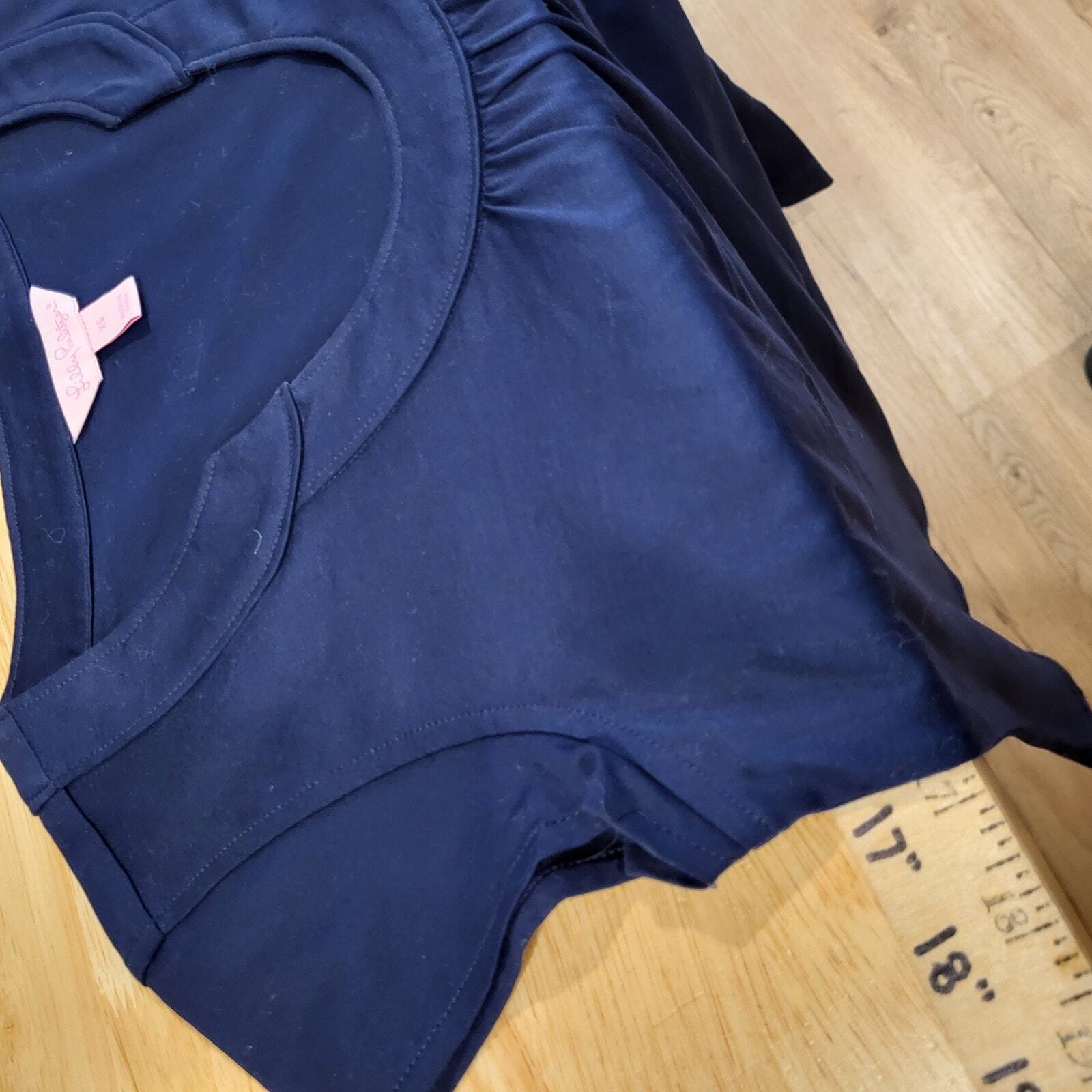 Lilly Pulitzer Navy Blue T-shirt Neck Detail Small 100% Cotton 