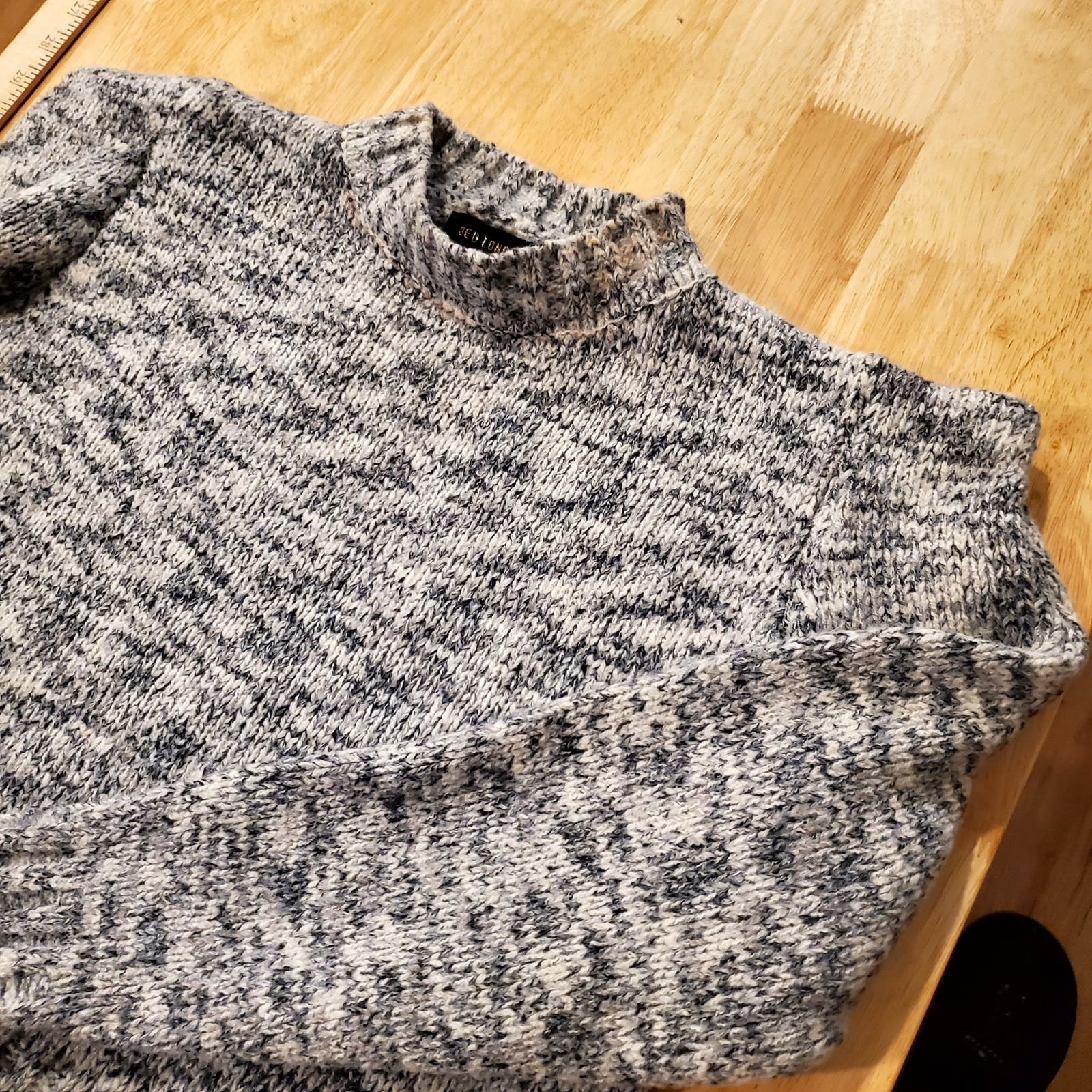 QED LONDON Stand Shoulder Crop Knit Small Grey 18" Pit-pit 18" Shoulder to pit
