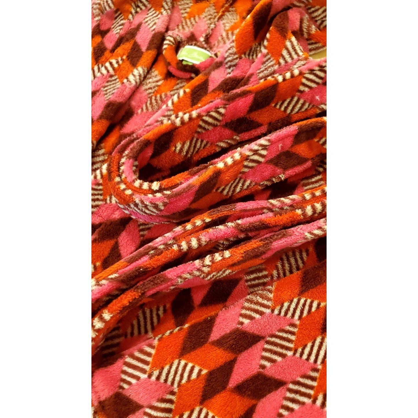 Vera Bradley Geometric Print Fleece Short Robe Pink & Red Soft