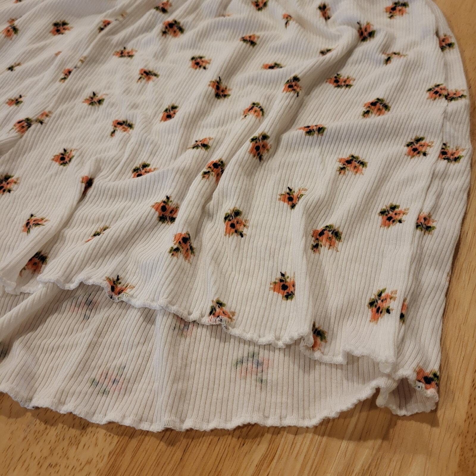Aerie Soft Ribbed Knit Floral White Shorts Elastic Waist Medium