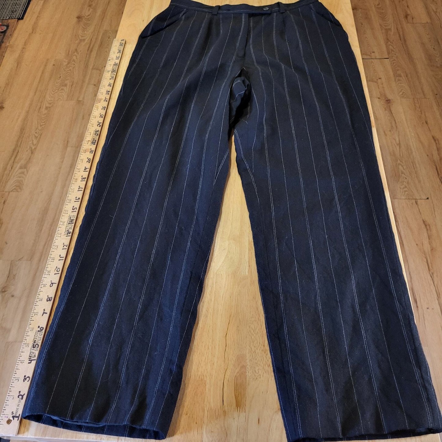 David N. 100% New Wool Woolmark Slacks Size 12 Blue Pinstripe Straight Pleated 