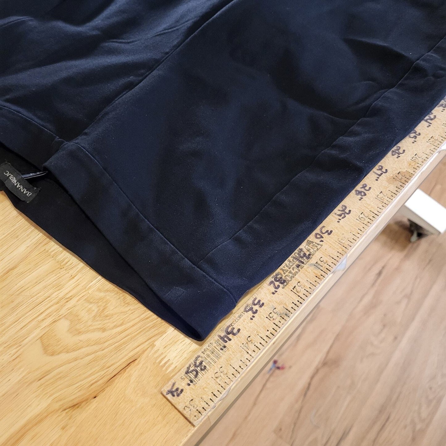 Banana Republic Devon Black High Rise Fitted Through Leg Ankle Slimming Stretch 
