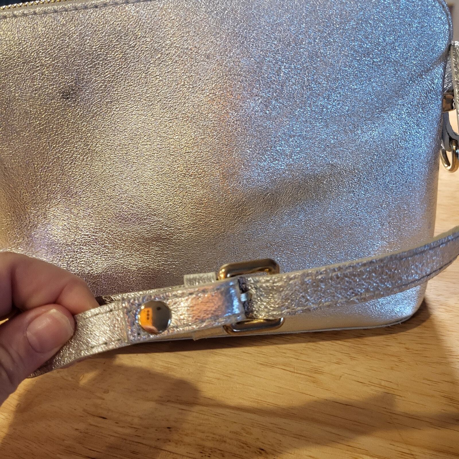 Genuine Leather Silver  Metallic Top Handle Zip Bag  9"x7" Gold Tone Hardware 