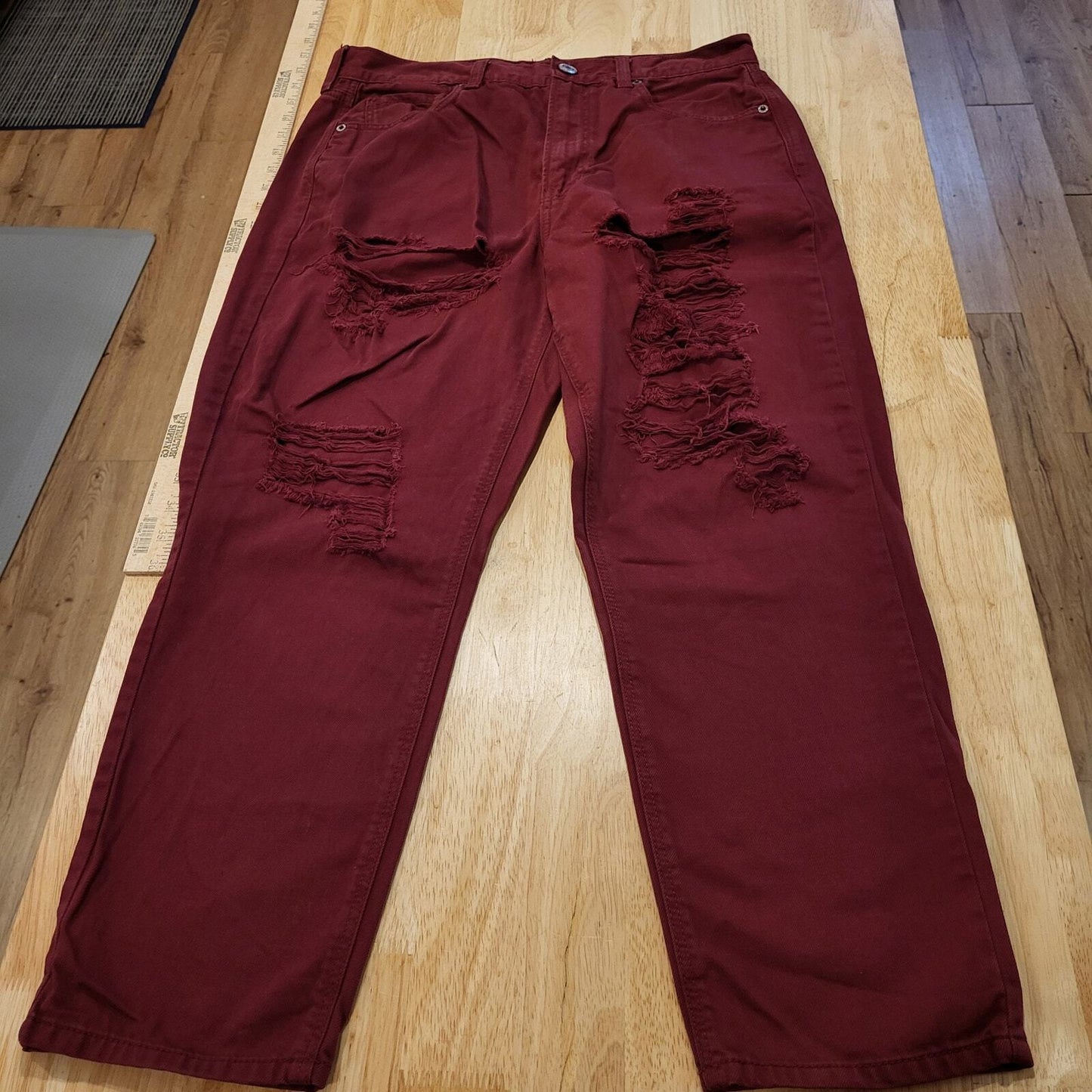 Maroon American Eagle Outfitters Mom Jeans Size 12 Short Distressed Knee Detail