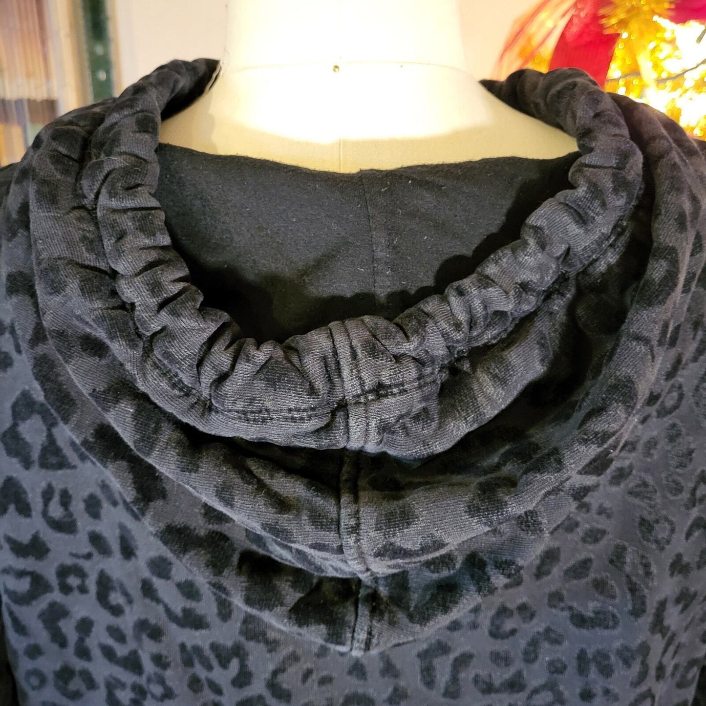 RTA Velvet Burnout Black Leopard Cropped Hoodie  Cotton Large 