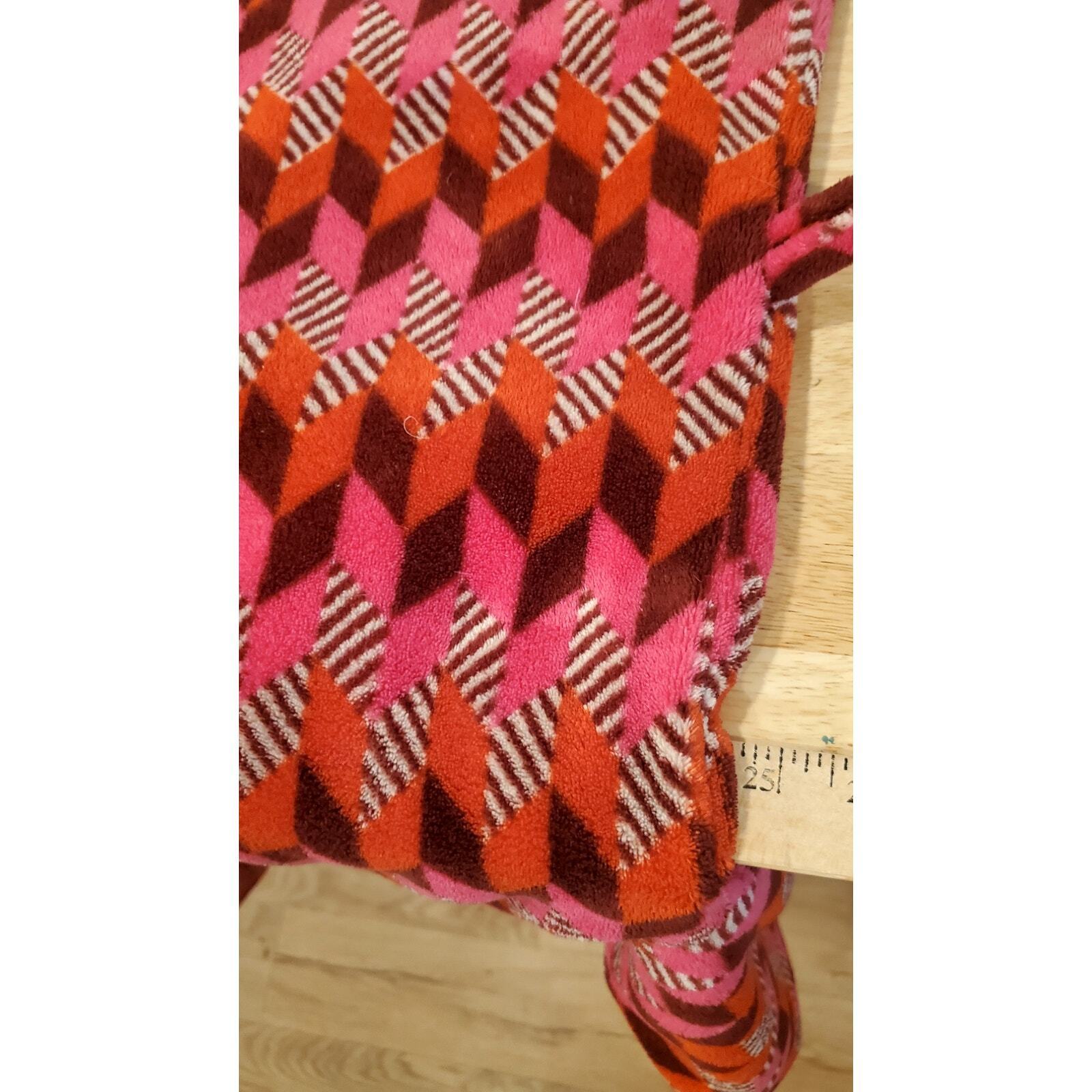 Vera Bradley Geometric Print Fleece Short Robe Pink & Red Soft