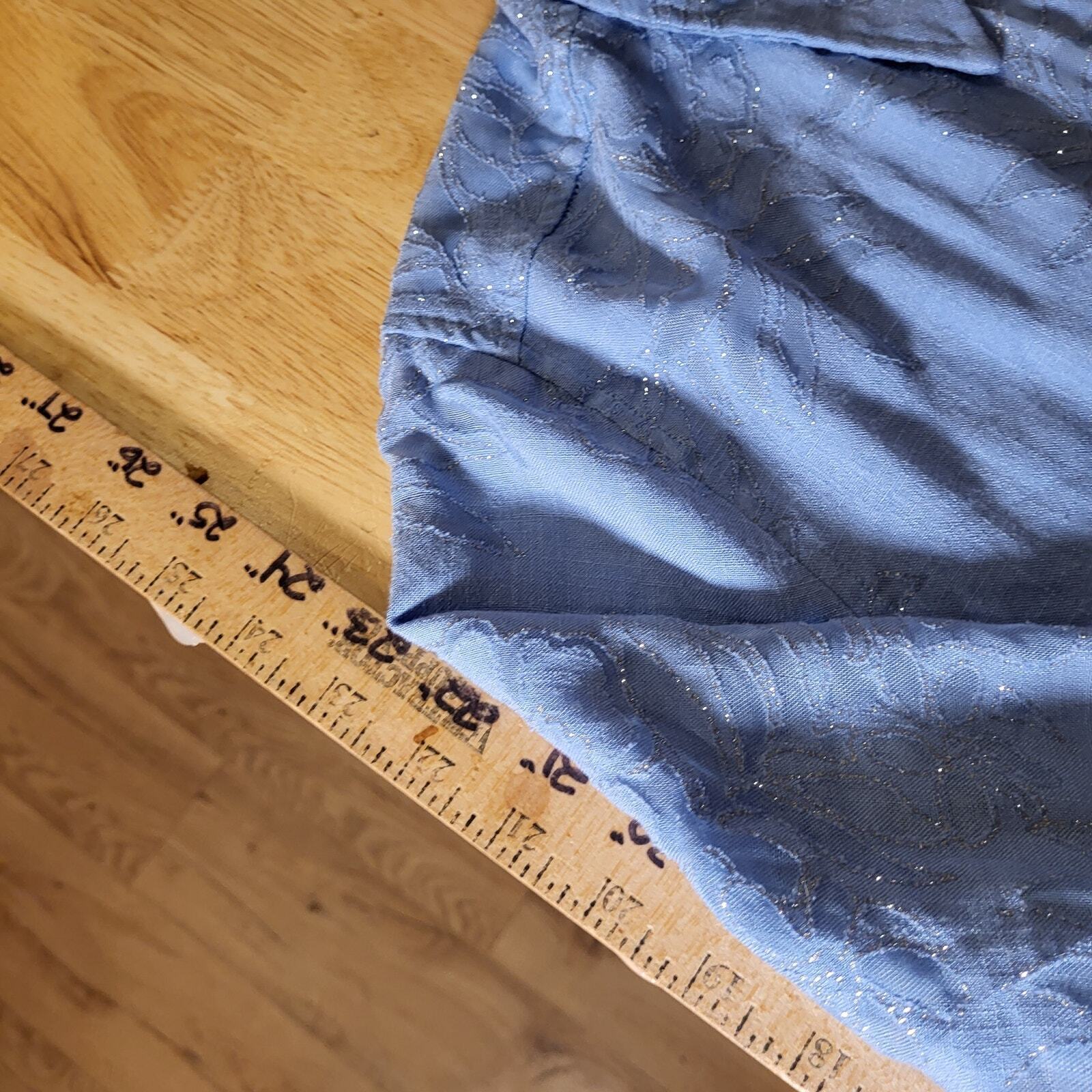 Sag Harbor Blue Metallic Burnout Flor Button Collard Sheer 23" P2P 24" Long 