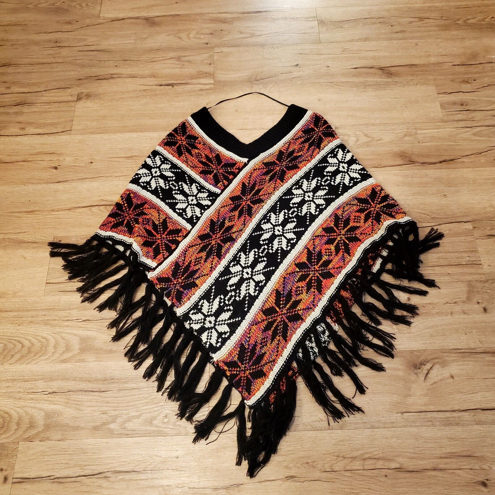 New Direction Colorful Fair Isles Print Poncho Orange Purple Black White Sweater