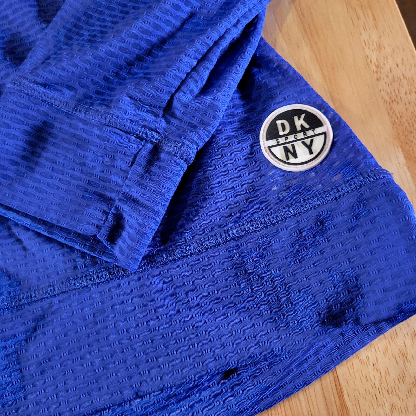 DKNY Blue Mesh Mock Neck Athletic Shirt Drawstring 20" P2P