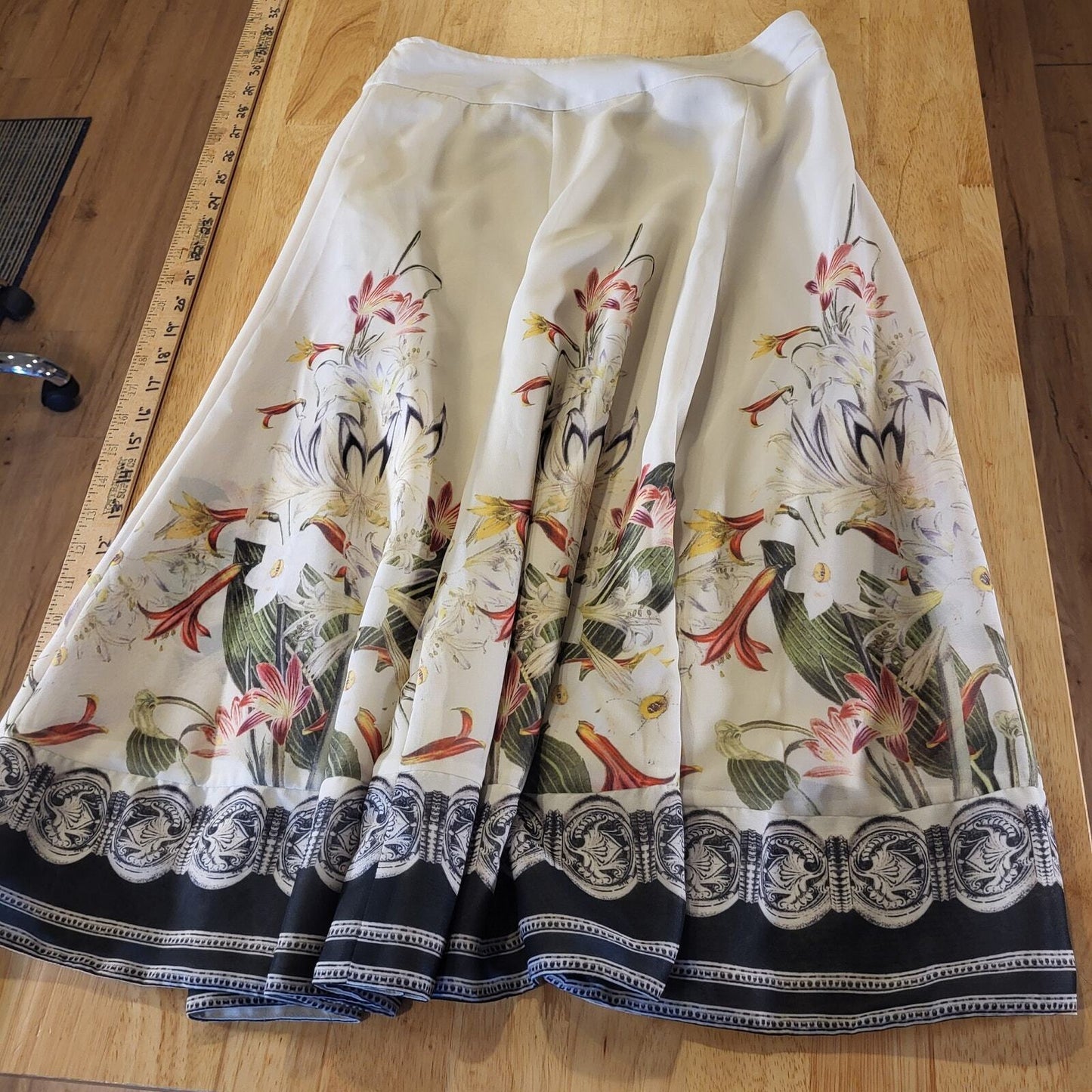 Soft Surroundings Floral Print Cream Circle Skirt Petite Small