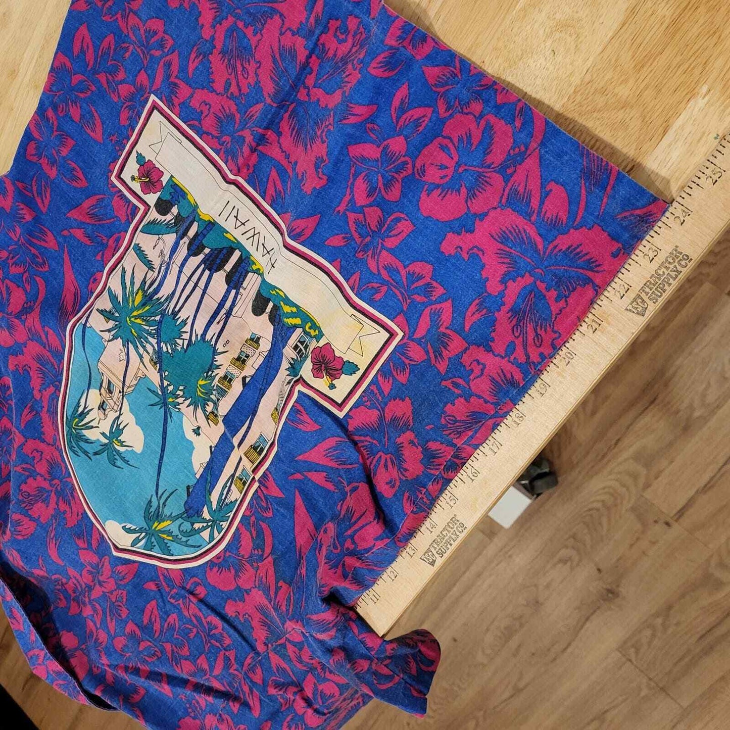 Vintage US Blue Pink 100% Cotton Hawaiian Short Sleeve Button Down 19" Pit 2 Pit