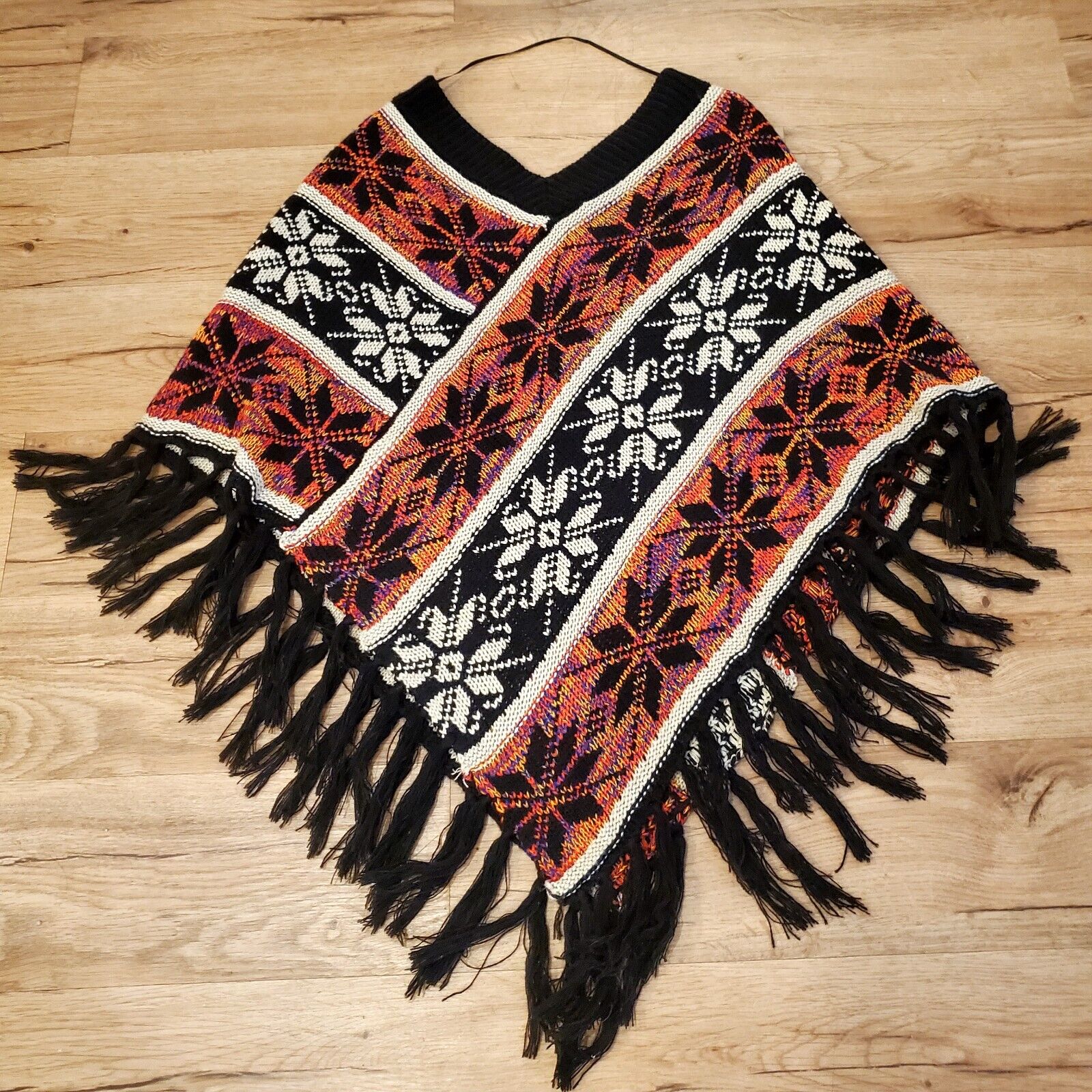 New Direction Colorful Fair Isles Print Poncho Orange Purple Black White Sweater