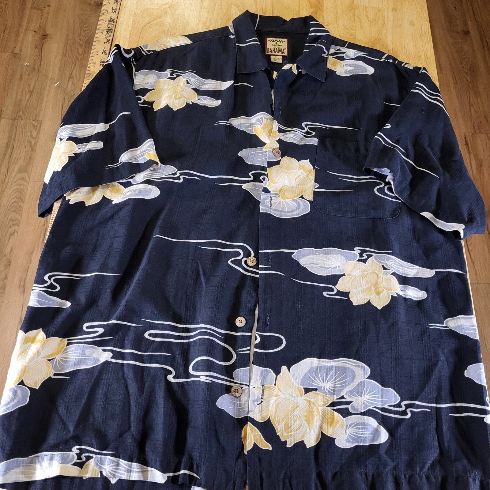 Vintage Tommy Bahama Silk Lotus Blue Floral Hawaiian Shirt Medium