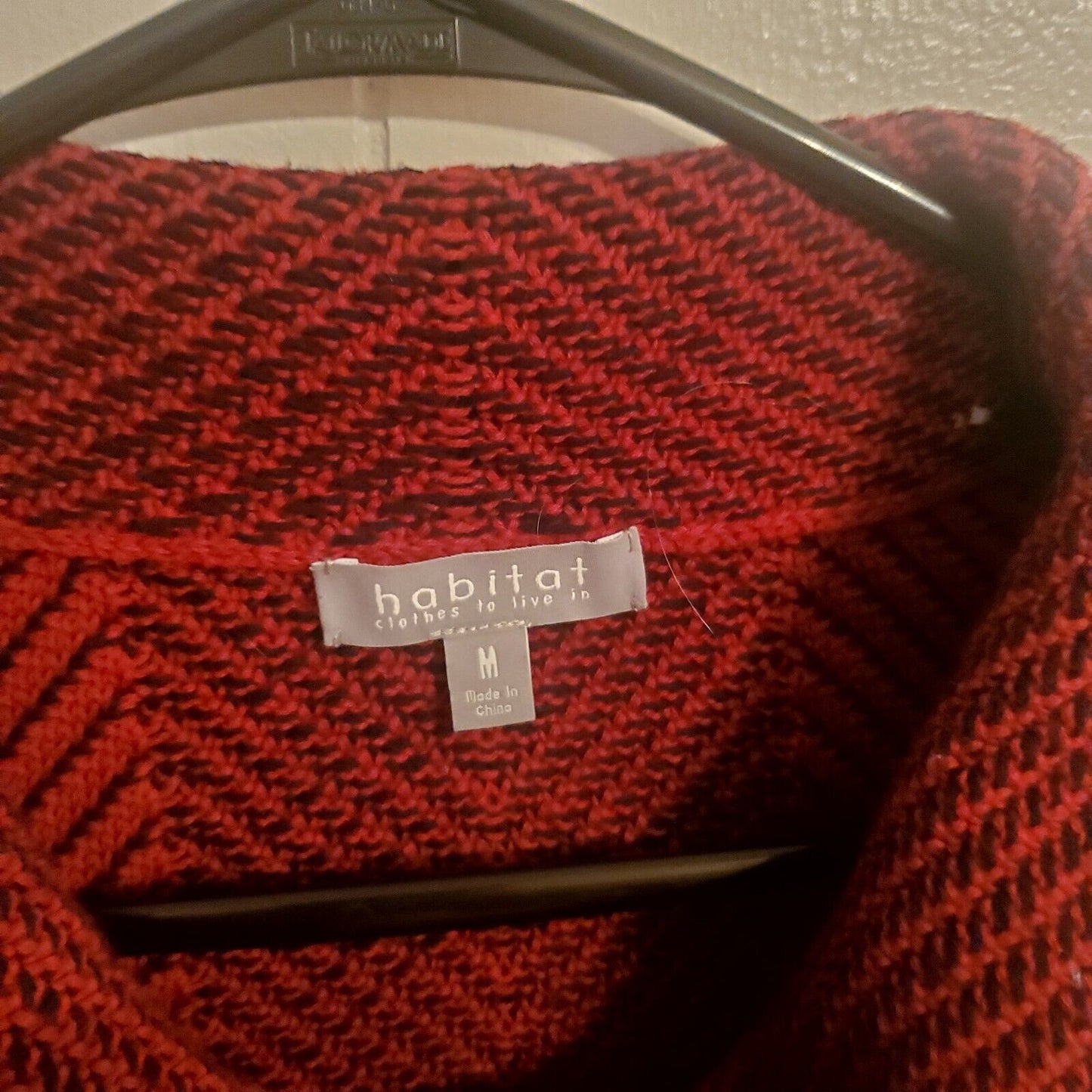 100%Cotton Habitat Clothes To Live In Button Front Chevron knit vest red black