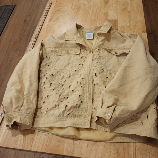 220 Hickory Raw Silk Pastel Yellow Cutout Floral Lined Button Collar 22" P2P