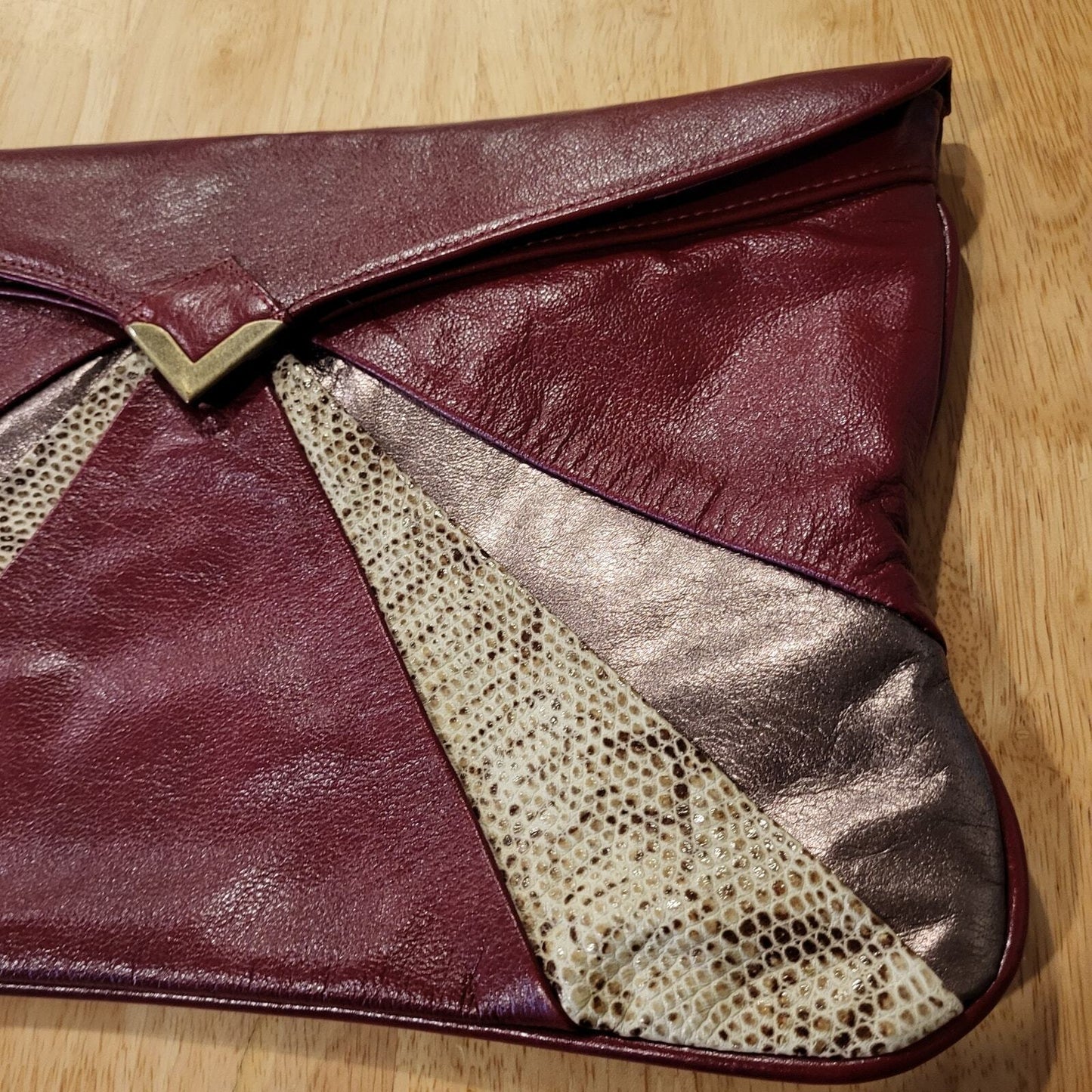 Vintage Burgandy Snake Leather Envelope Clutch Bag Silver Magnetic Bronz Stripe
