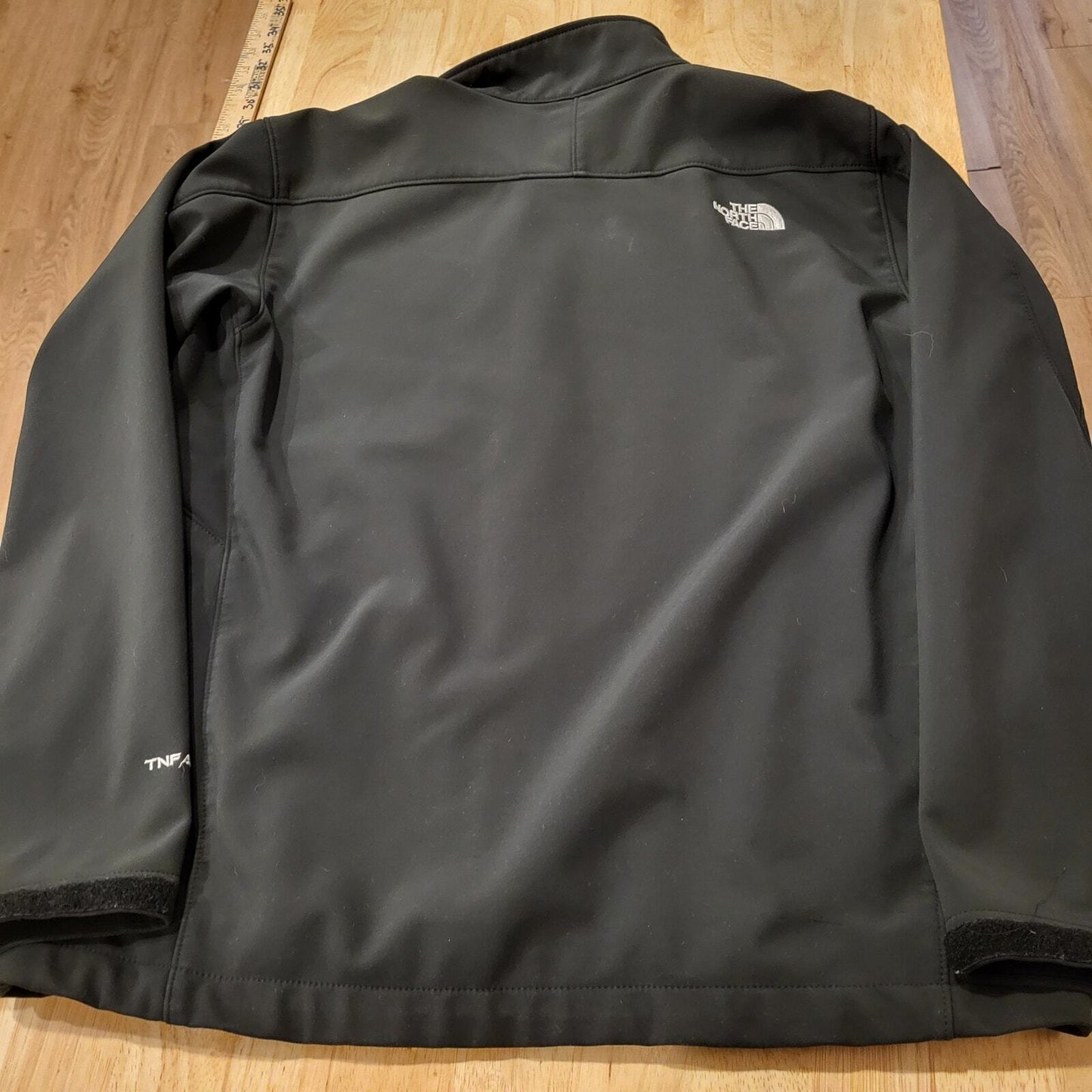 The North Face Black Large Long Sleeve Jacket 25" P2P *Missing closure on sleeve