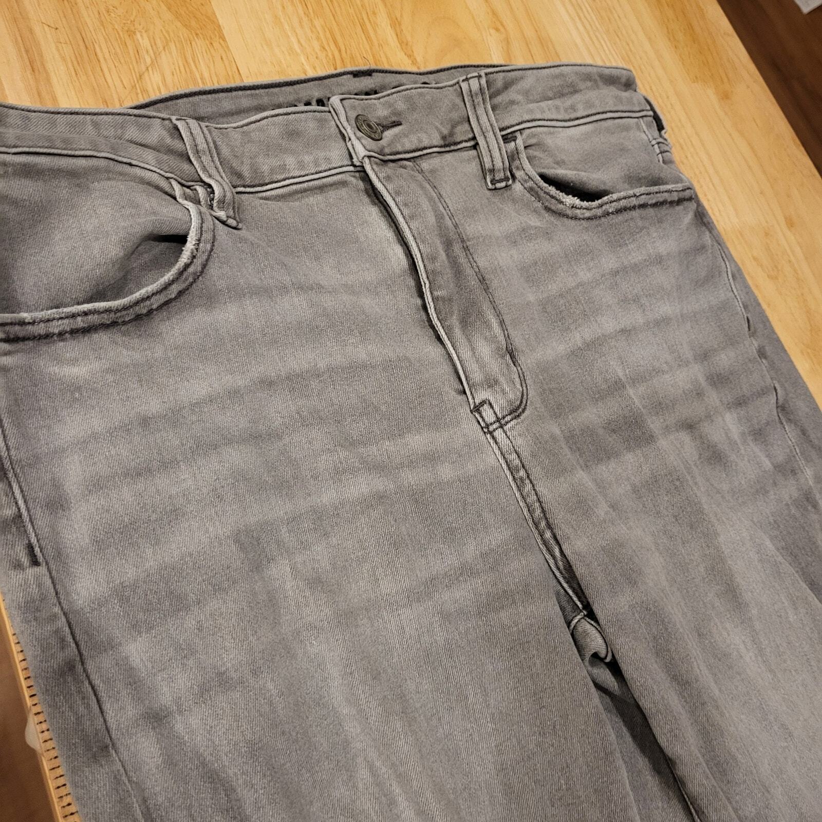 American Eagle Gray High Rise Jeggings 12 Long Distressed 41" Long 