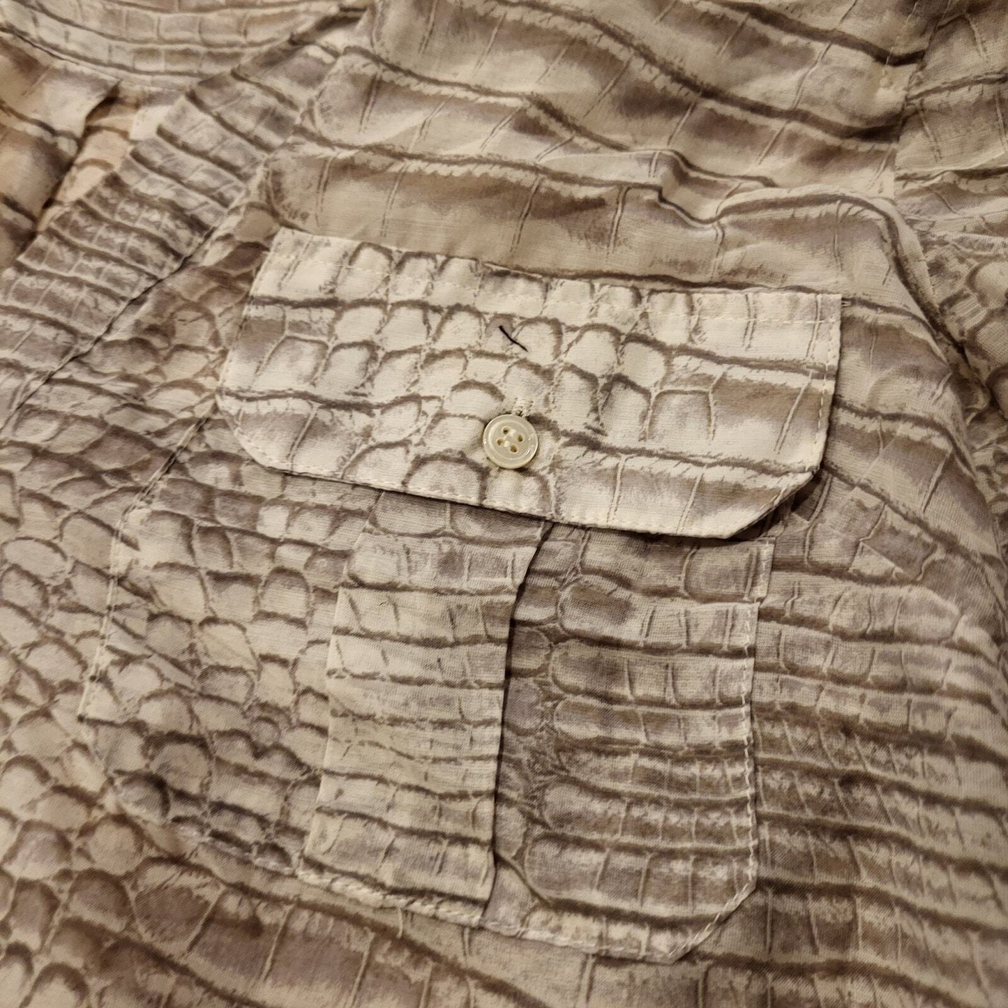 BCBGMAXAZRIA xs Snake Skin Print Rayon Blouse Cuff Sleeve Button Gold