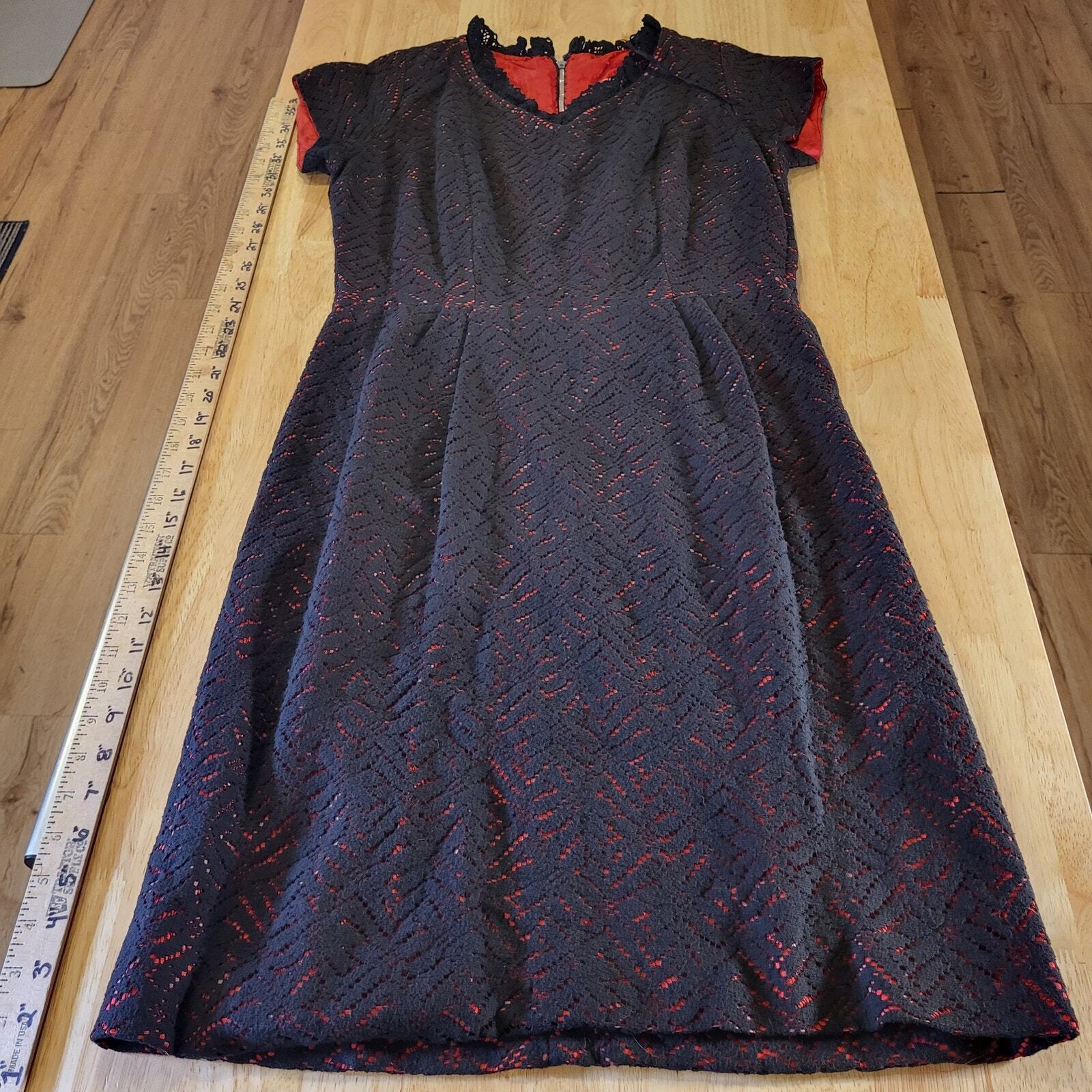 Vintage Handmade BLACK lace Dress Red Lining GOTH vampire Dress Cap Sleeve 15" 