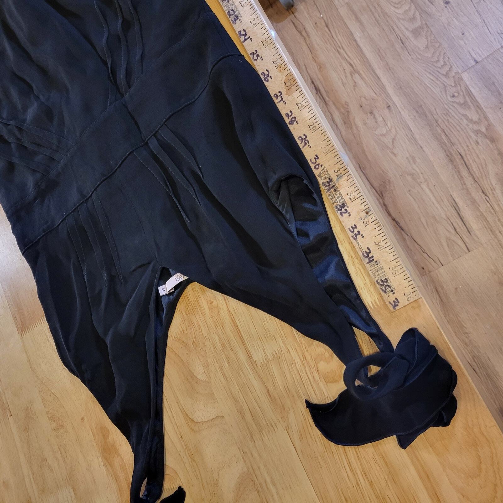 Red Valentino Crepe de Chine 38" Long 16" P2P 14" Waist 17" Hips