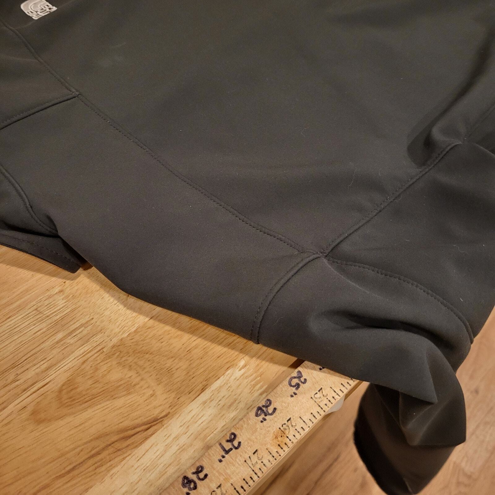 The North Face Black Large Long Sleeve Jacket 25" P2P *Missing closure on sleeve