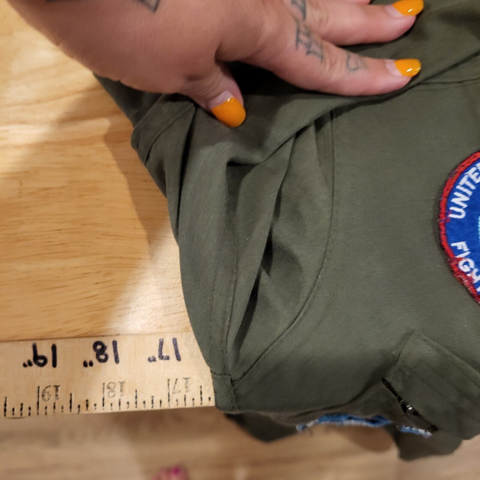 Top Gun Fighter Pilot Suit Patches Green Small 15" Waist 17" Shoulder
