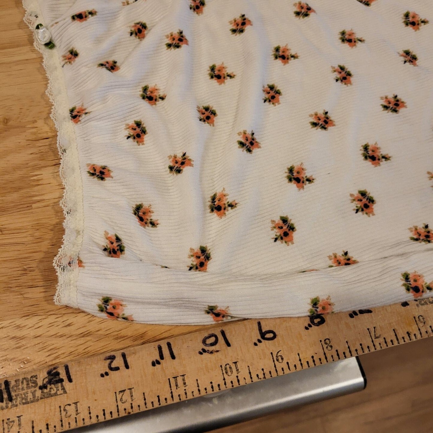 Aerie Soft Ribbed Knit Floral White Shorts Elastic Waist Medium