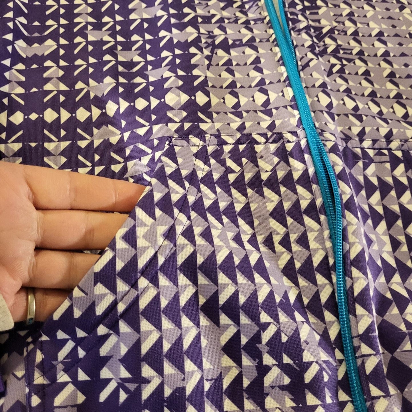 Under Armour Semi-fitted Purple Geometric Print Full Zip Hoodie Small 