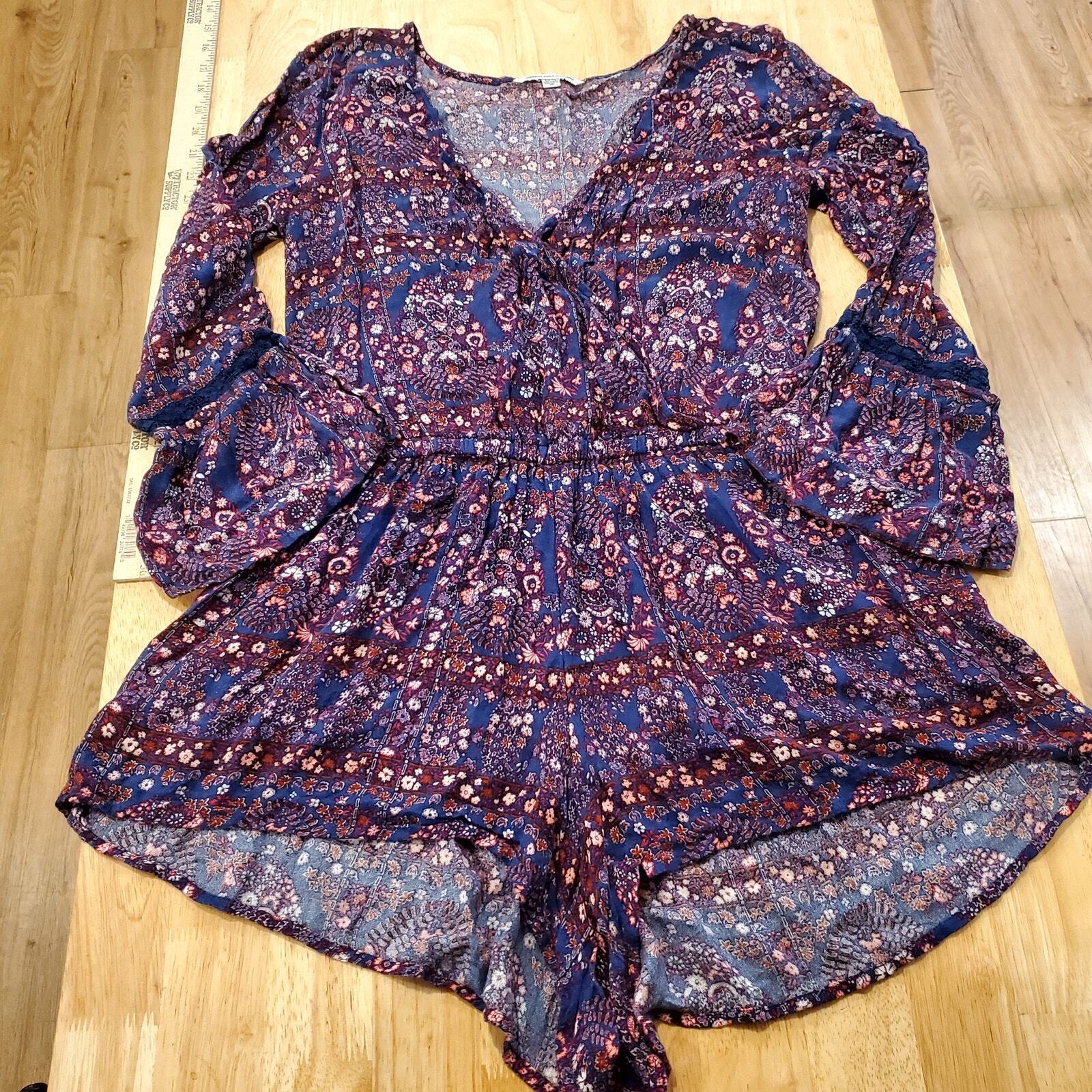 American Eagle Outfitters Purple Floral Long Bell Sleeve Romper Short Small 