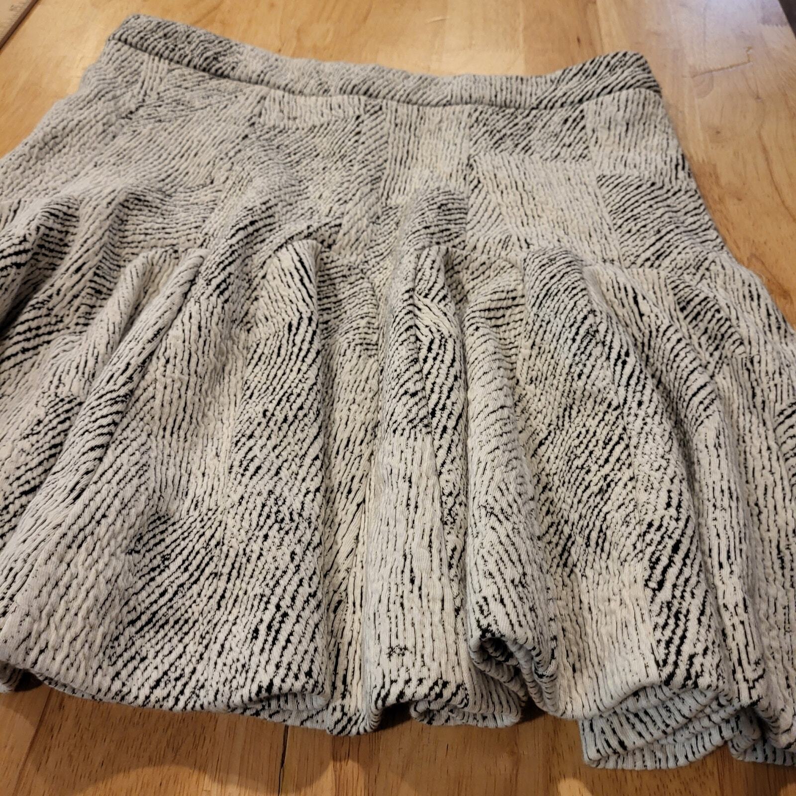 Size 4 Banana Republic Grey Mini Skirt Cotton Blend Invisible Zipper